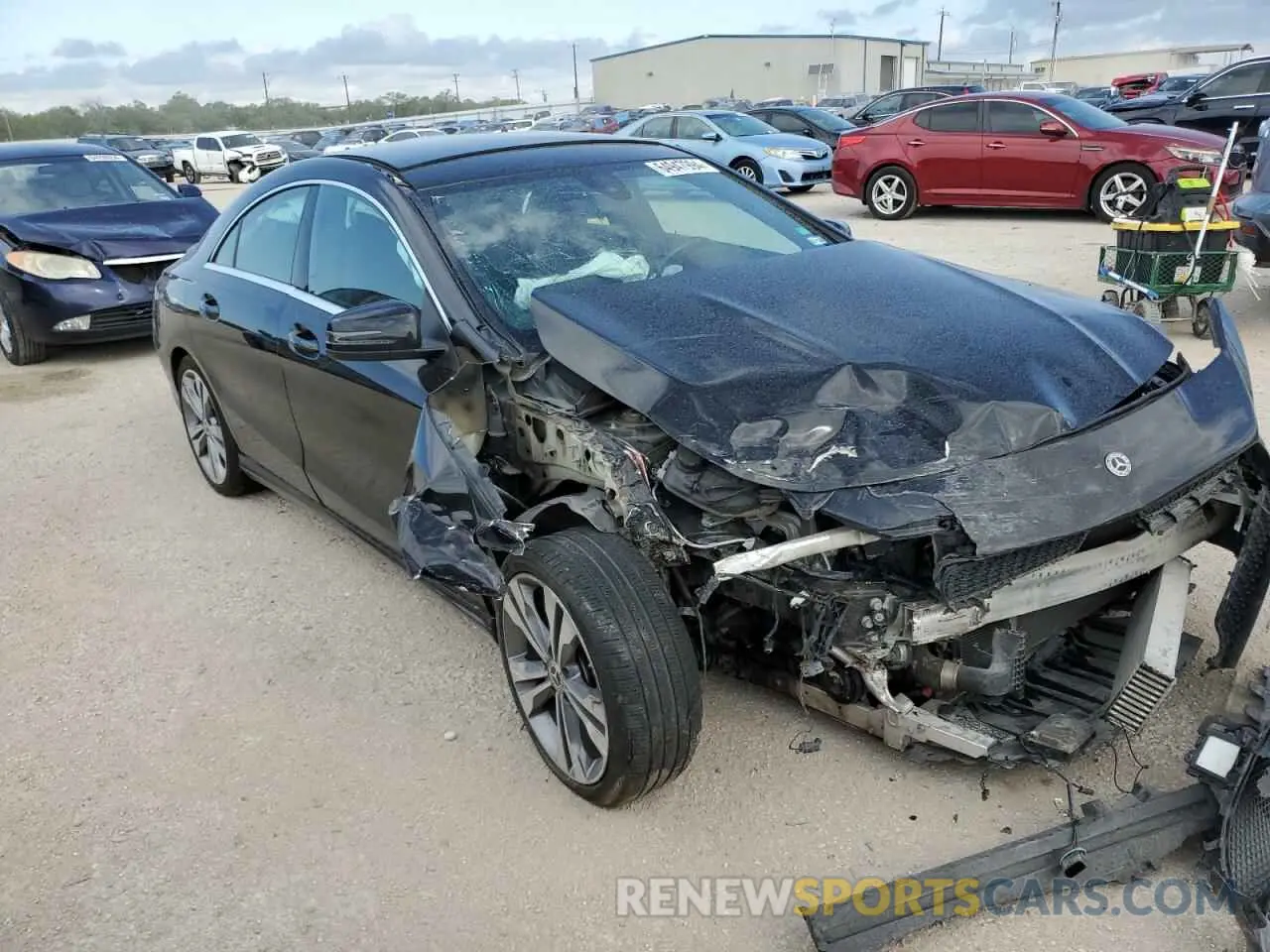 4 Photograph of a damaged car WDDSJ4EB5KN751307 MERCEDES-BENZ CLA-CLASS 2019