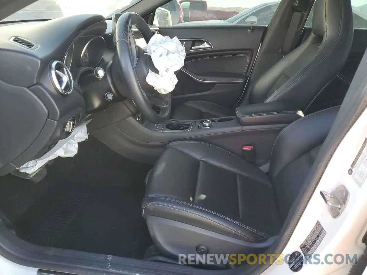 7 Photograph of a damaged car WDDSJ4EB5KN757849 MERCEDES-BENZ CLA-CLASS 2019