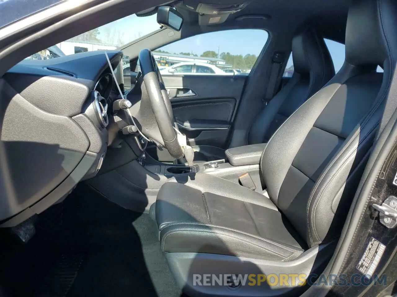 7 Photograph of a damaged car WDDSJ4EB6KN768116 MERCEDES-BENZ CLA-CLASS 2019
