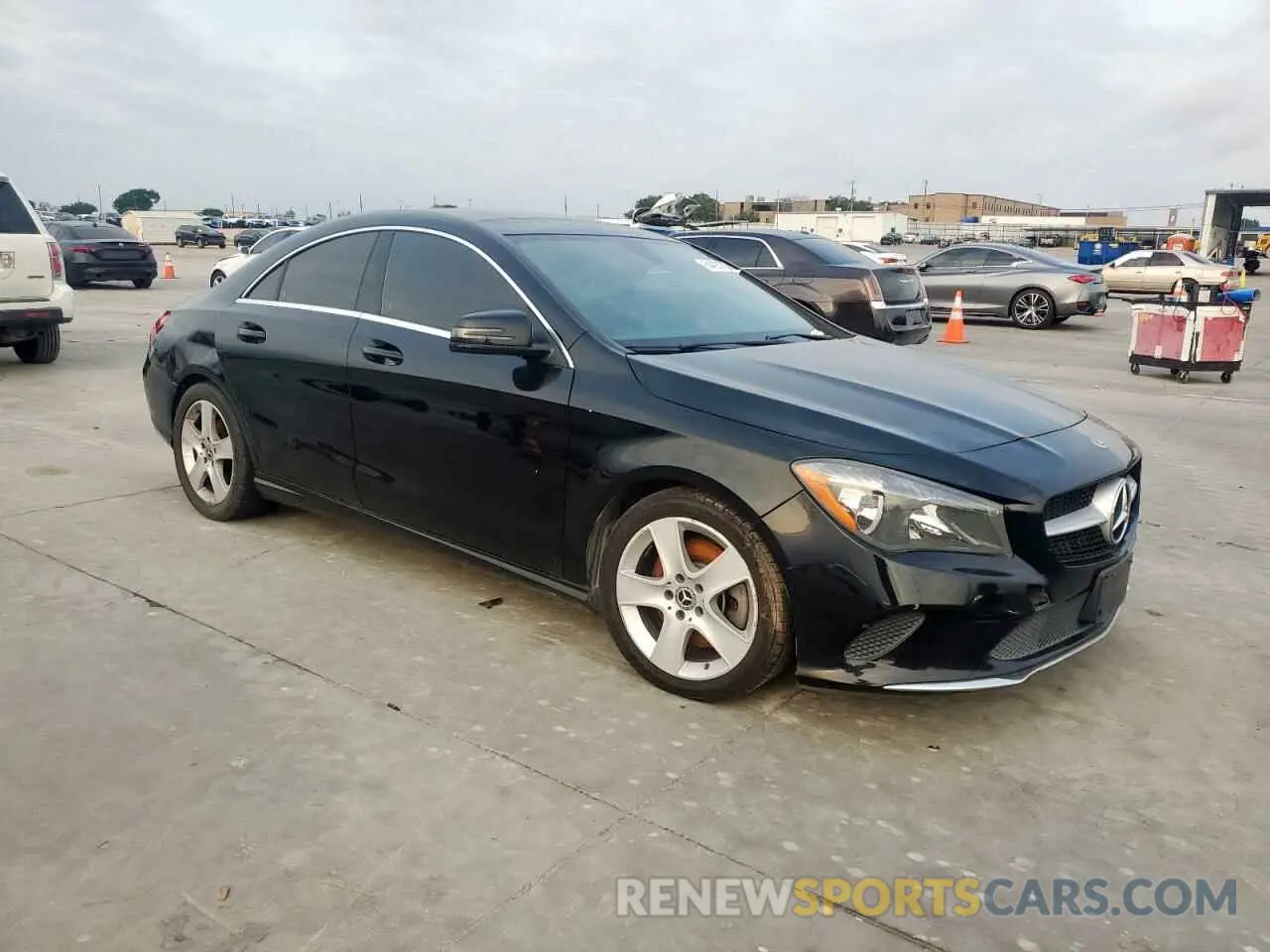 4 Photograph of a damaged car WDDSJ4EB7KN739546 MERCEDES-BENZ CLA-CLASS 2019