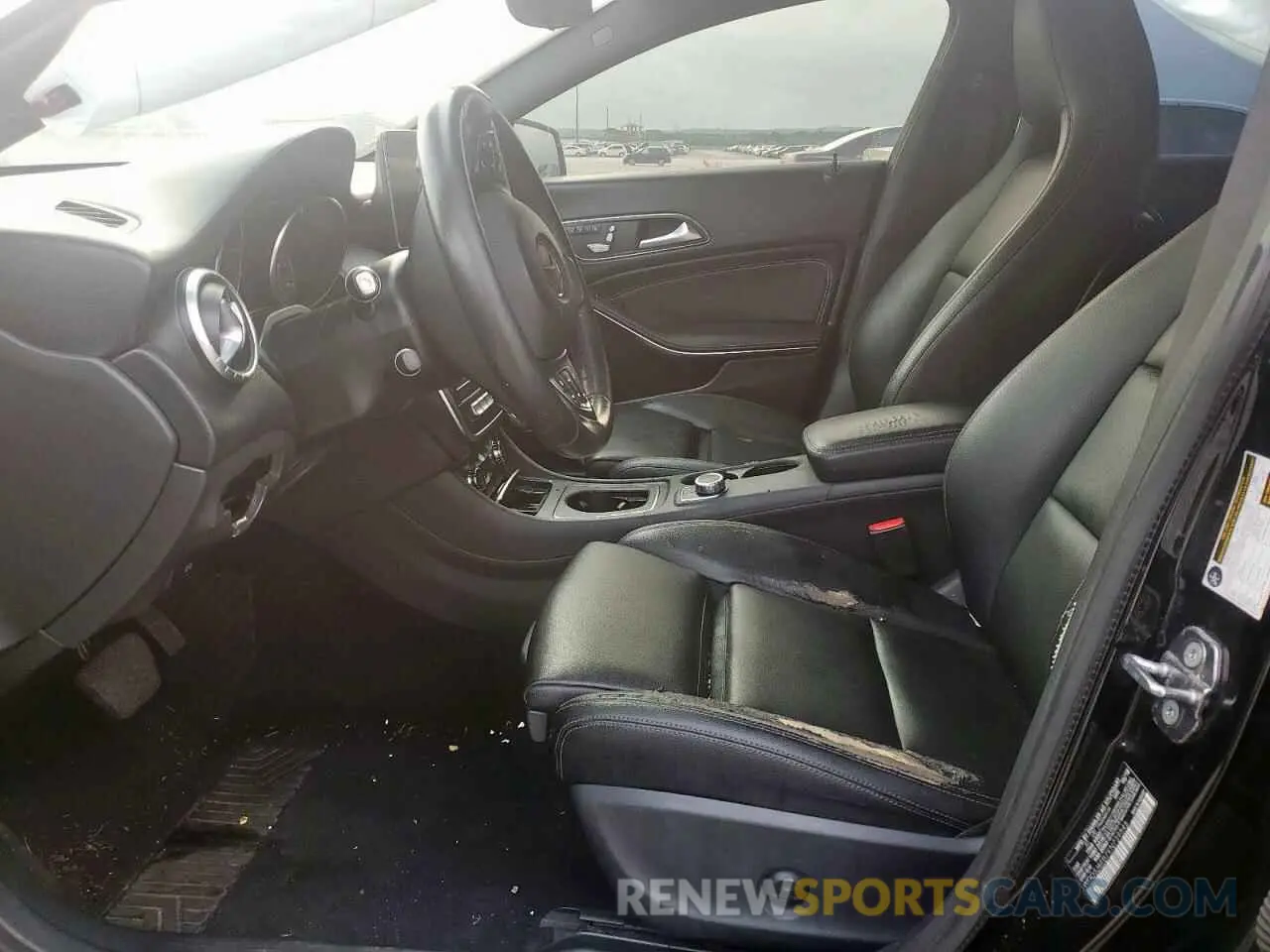 7 Photograph of a damaged car WDDSJ4EB7KN739546 MERCEDES-BENZ CLA-CLASS 2019