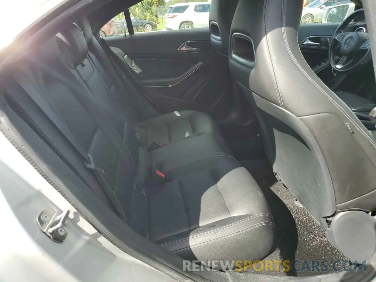 10 Photograph of a damaged car WDDSJ4EB7KN745394 MERCEDES-BENZ CLA-CLASS 2019