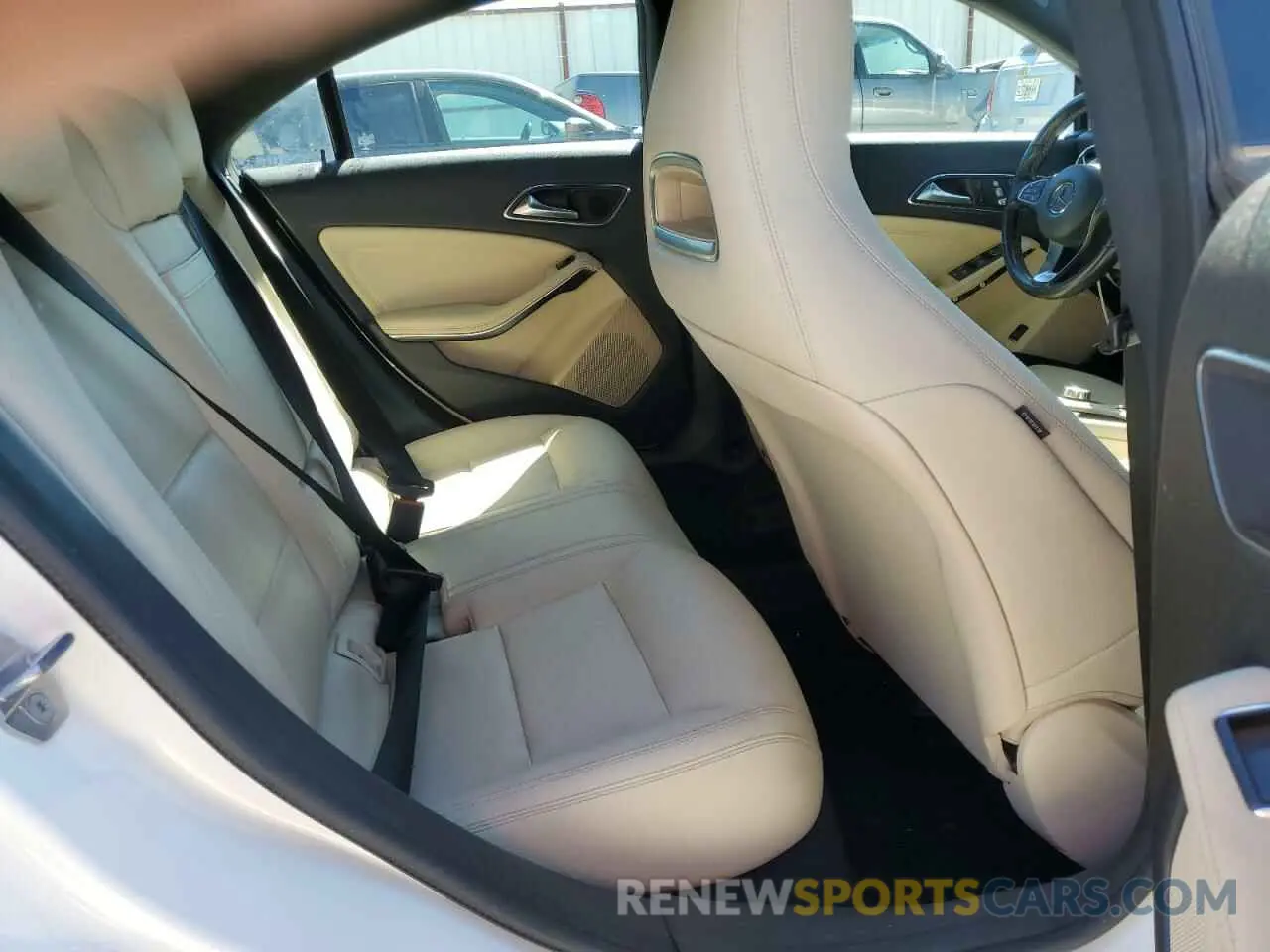10 Photograph of a damaged car WDDSJ4EB7KN749476 MERCEDES-BENZ CLA-CLASS 2019