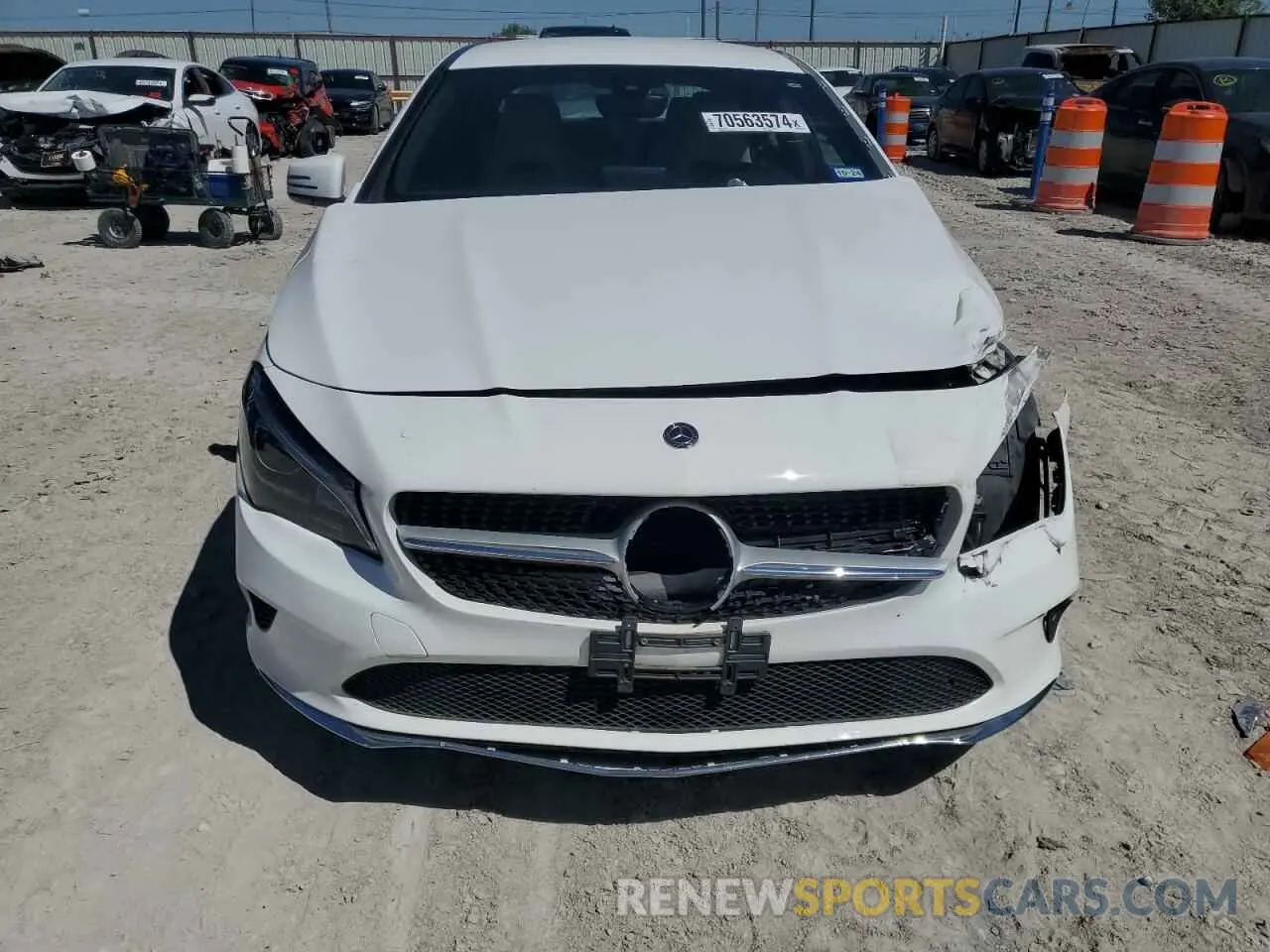 5 Photograph of a damaged car WDDSJ4EB7KN749476 MERCEDES-BENZ CLA-CLASS 2019