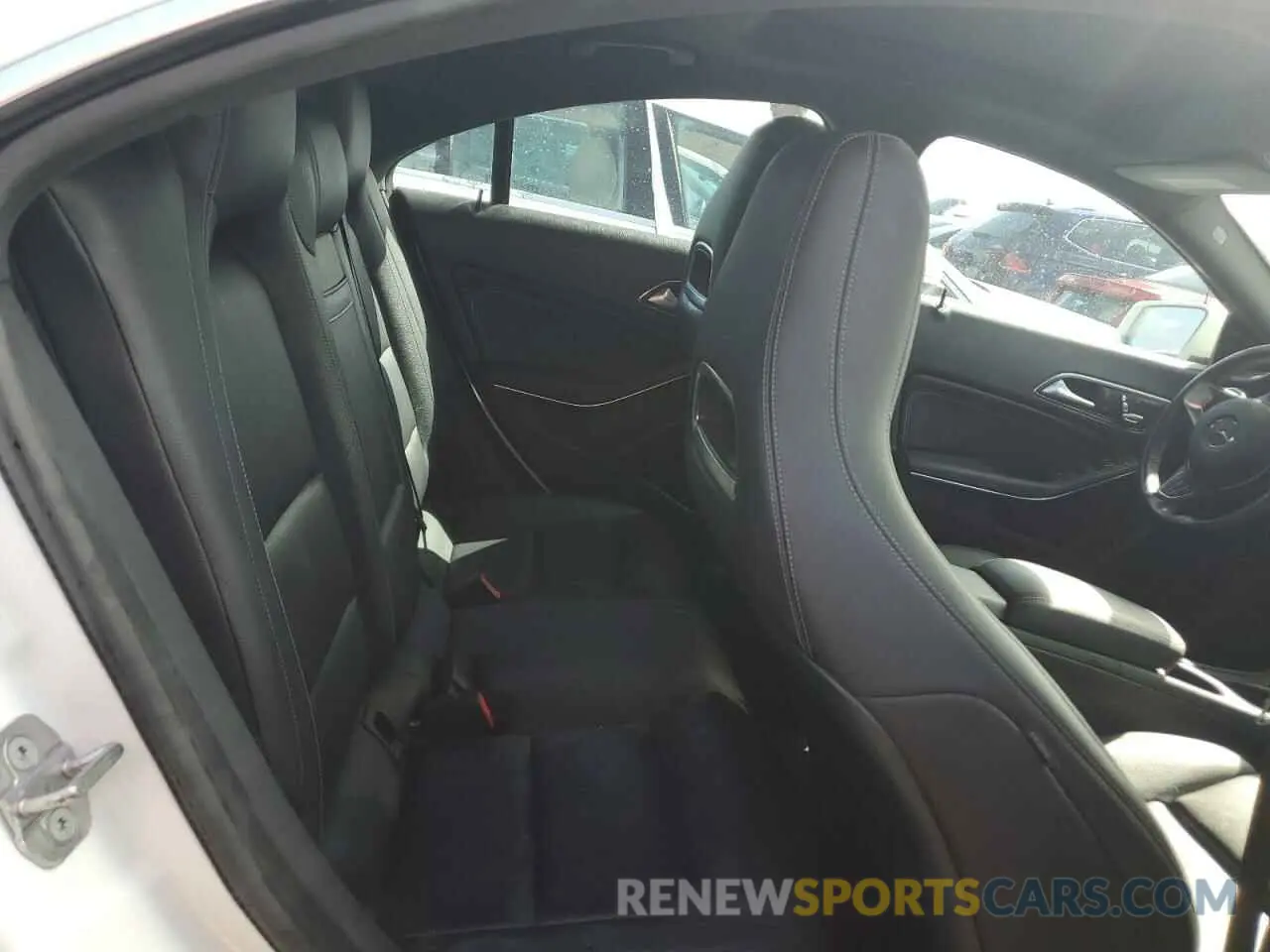 10 Photograph of a damaged car WDDSJ4EBXKN775750 MERCEDES-BENZ CLA-CLASS 2019