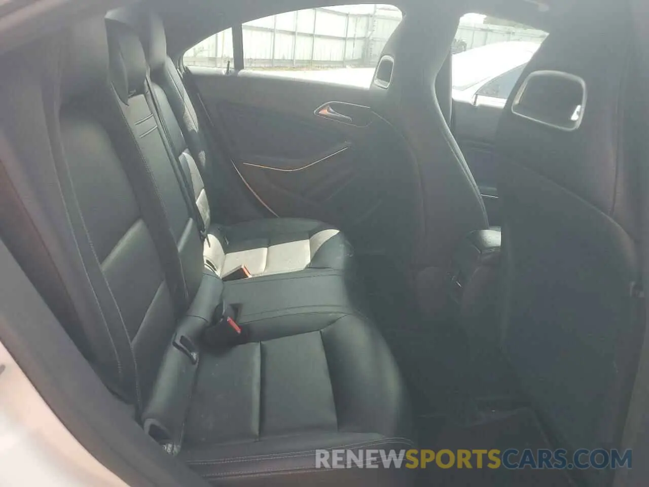 10 Photograph of a damaged car WDDSJ4GB2KN725146 MERCEDES-BENZ CLA-CLASS 2019