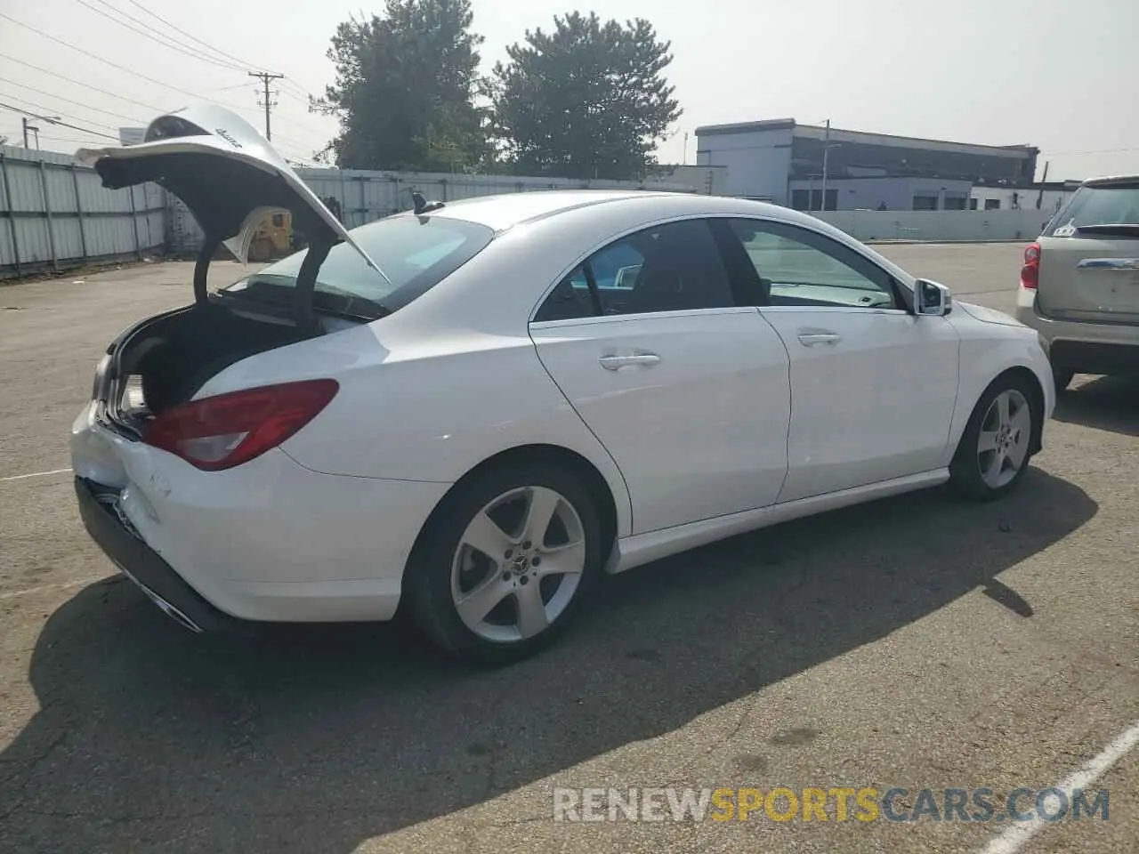 3 Photograph of a damaged car WDDSJ4GB2KN725146 MERCEDES-BENZ CLA-CLASS 2019