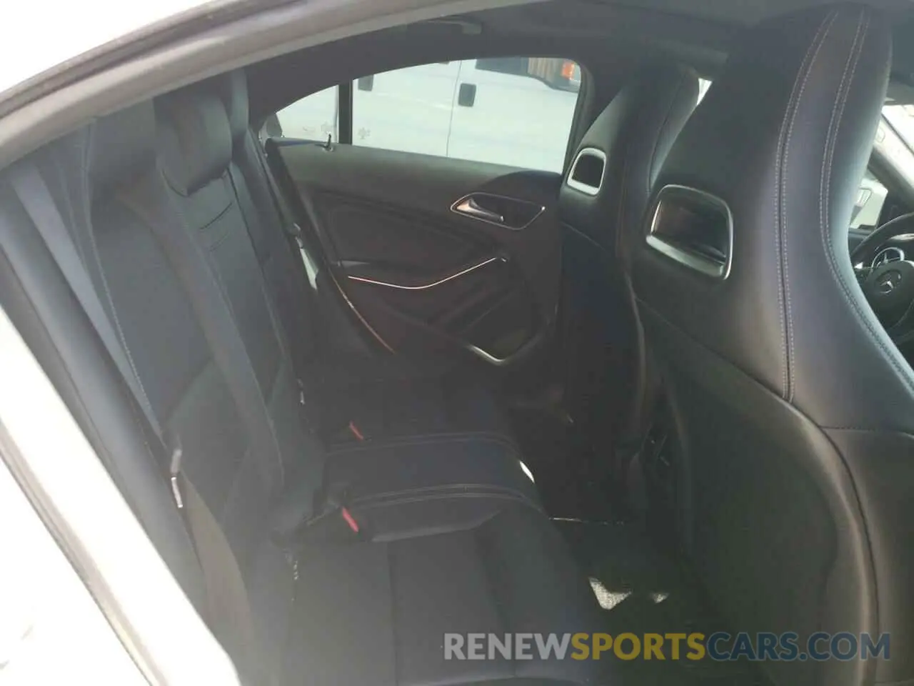 10 Photograph of a damaged car WDDSJ4GB4KN756883 MERCEDES-BENZ CLA-CLASS 2019