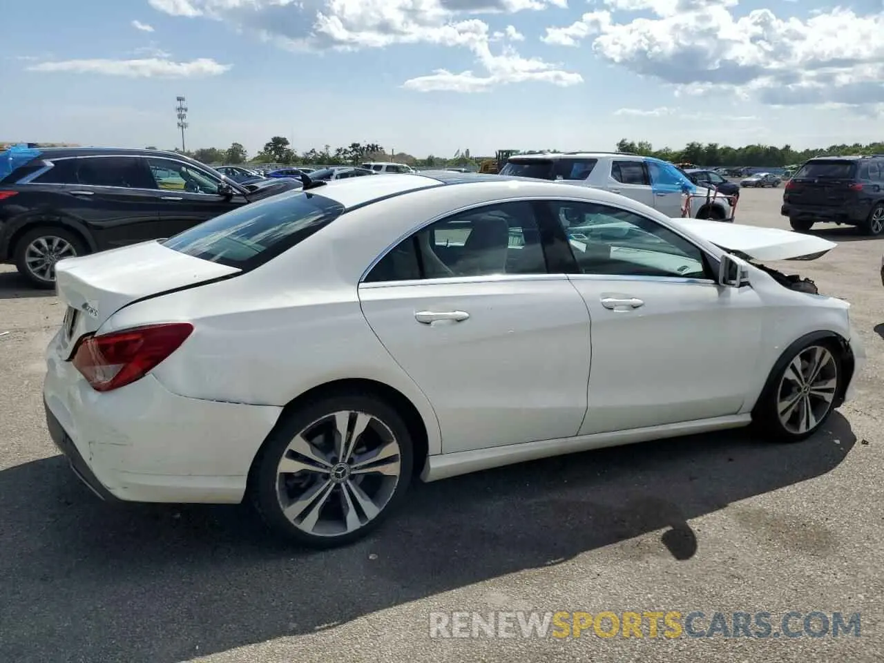 3 Photograph of a damaged car WDDSJ4GB7KN723523 MERCEDES-BENZ CLA-CLASS 2019