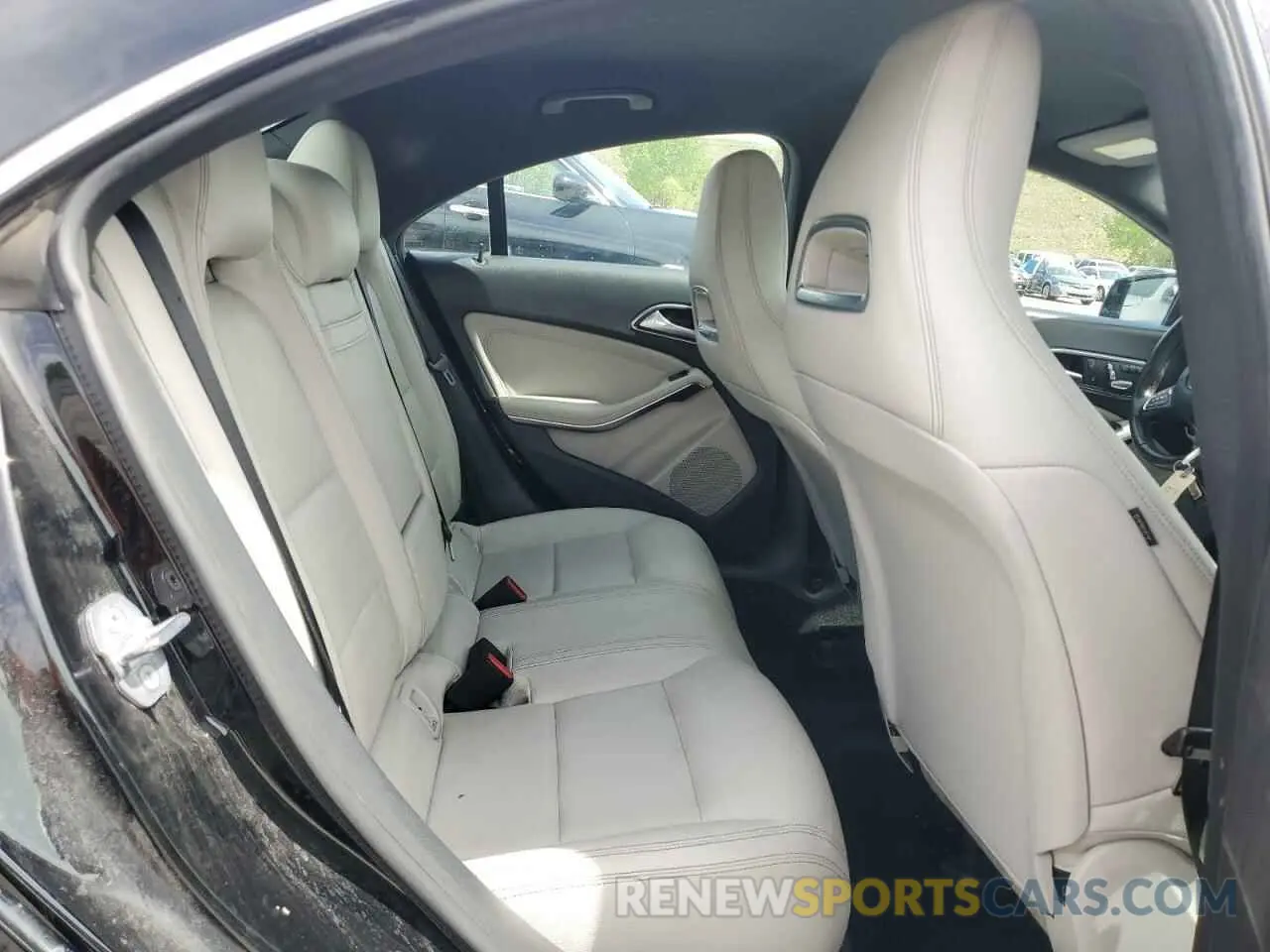 10 Photograph of a damaged car WDDSJ4GB9KN760895 MERCEDES-BENZ CLA-CLASS 2019