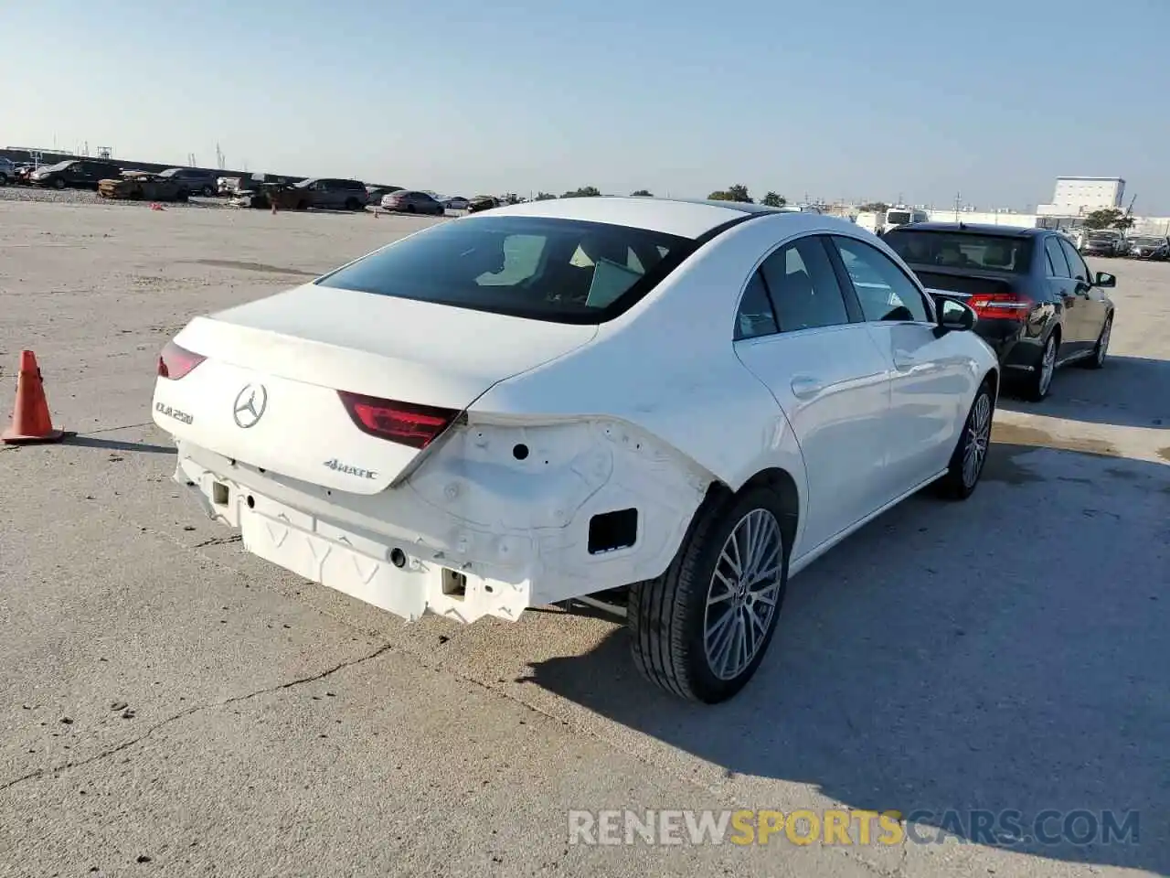 4 Photograph of a damaged car W1K5J4HB5LN087259 MERCEDES-BENZ CLA-CLASS 2020