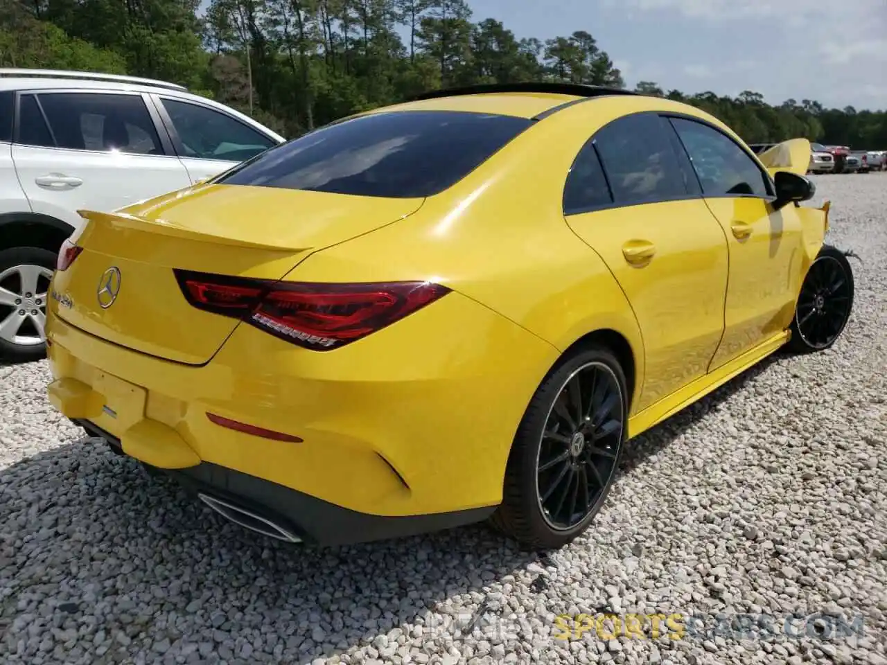 4 Photograph of a damaged car WDD5J4GB0LN033563 MERCEDES-BENZ CLA-CLASS 2020