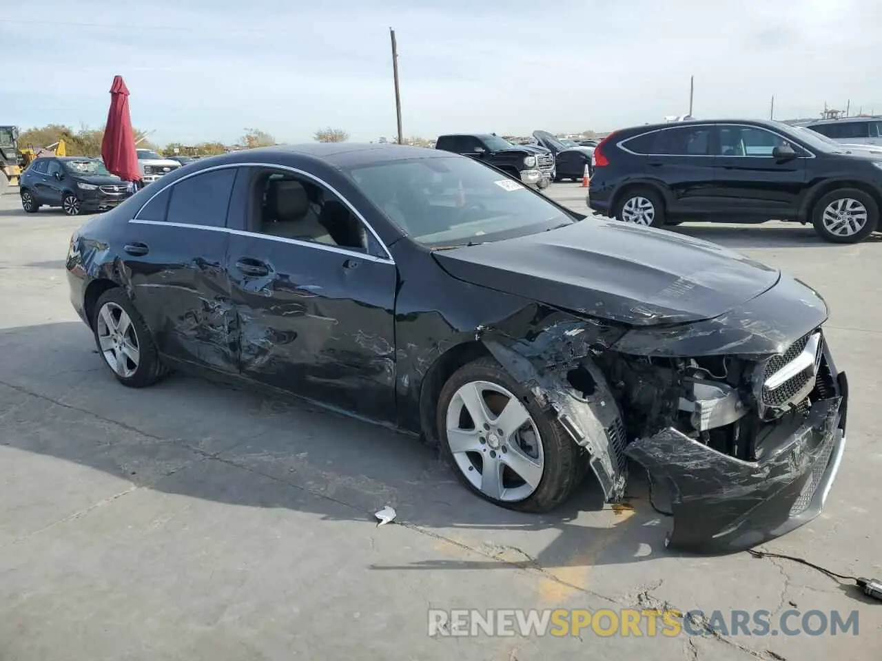 4 Photograph of a damaged car W1K5J4GB1MN198426 MERCEDES-BENZ CLA-CLASS 2021