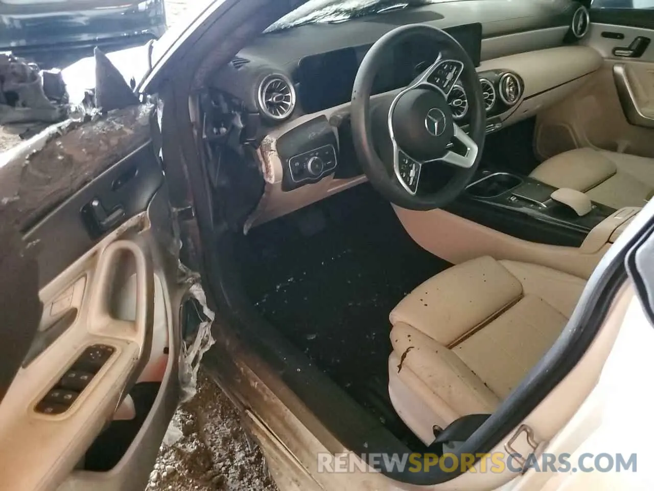 8 Photograph of a damaged car W1K5J4GB3MN223696 MERCEDES-BENZ CLA-CLASS 2021