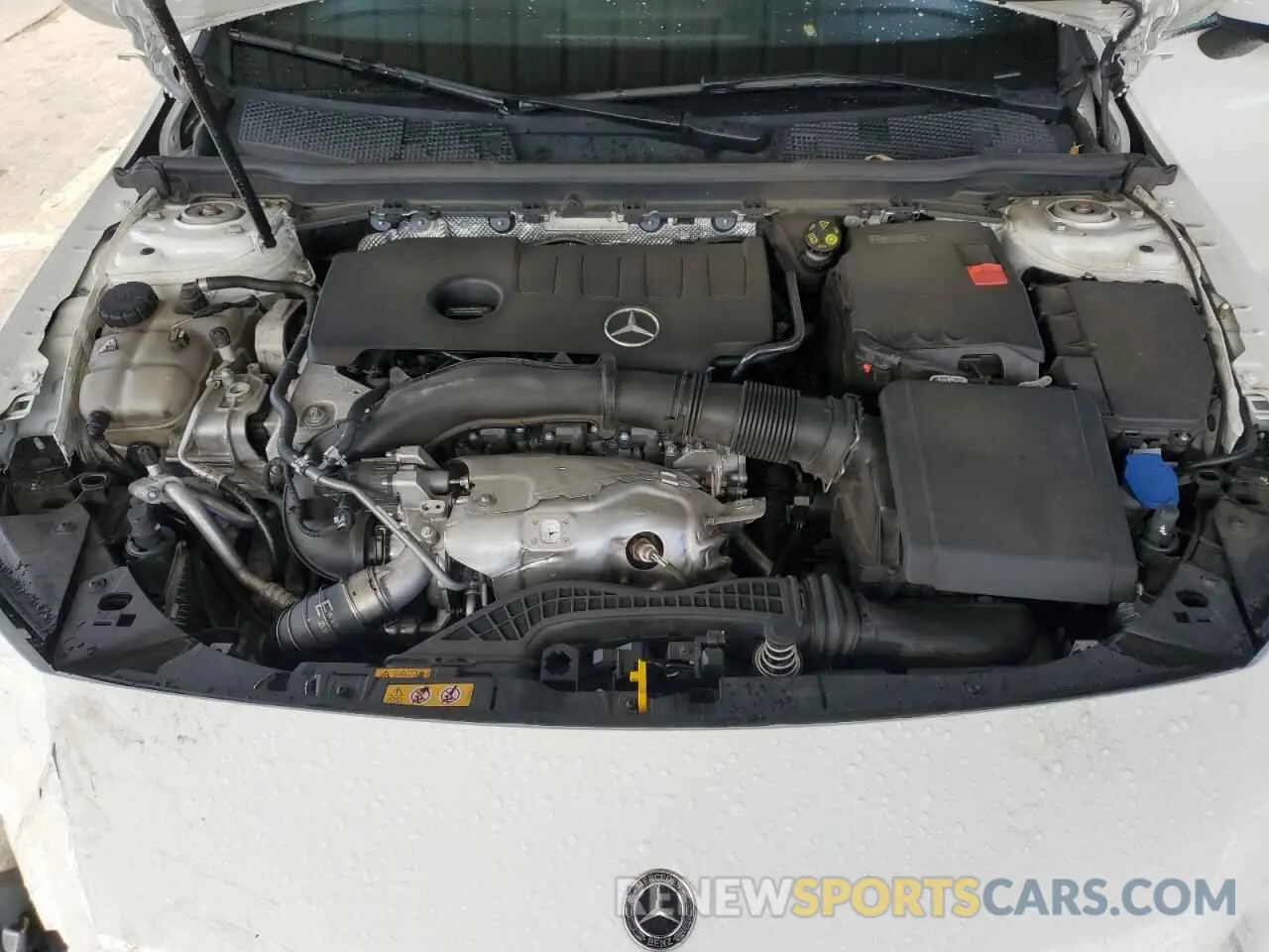 11 Photograph of a damaged car W1K5J4GB9MN190042 MERCEDES-BENZ CLA-CLASS 2021