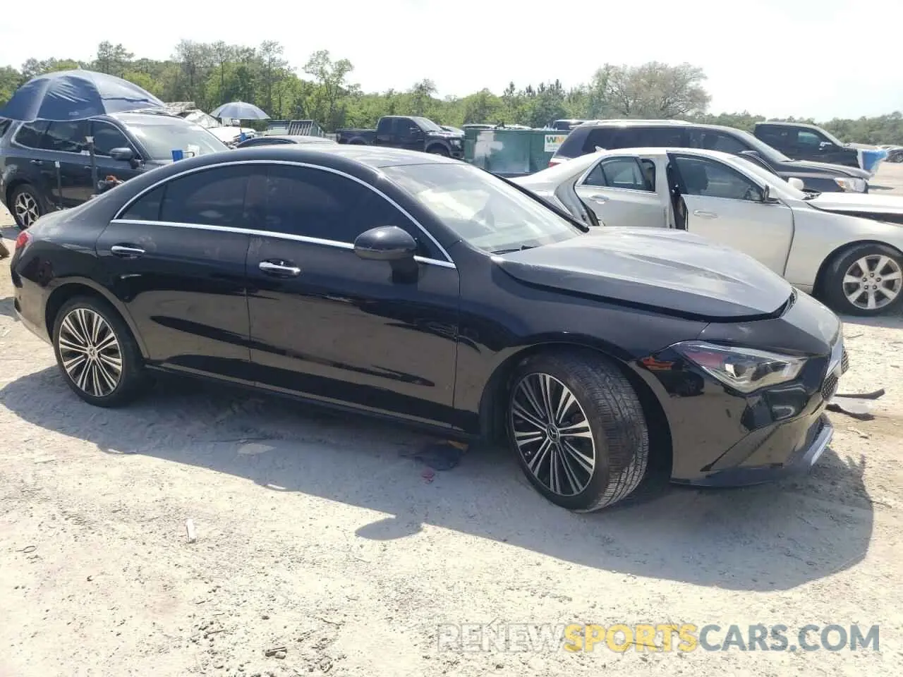 4 Photograph of a damaged car W1K5J4HB5MN187394 MERCEDES-BENZ CLA-CLASS 2021