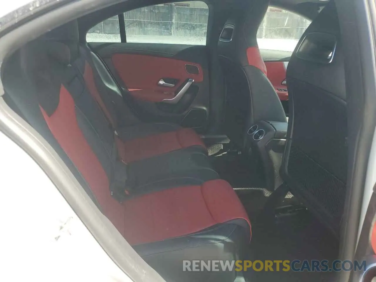 10 Photograph of a damaged car W1K5J5BB5MN220635 MERCEDES-BENZ CLA-CLASS 2021