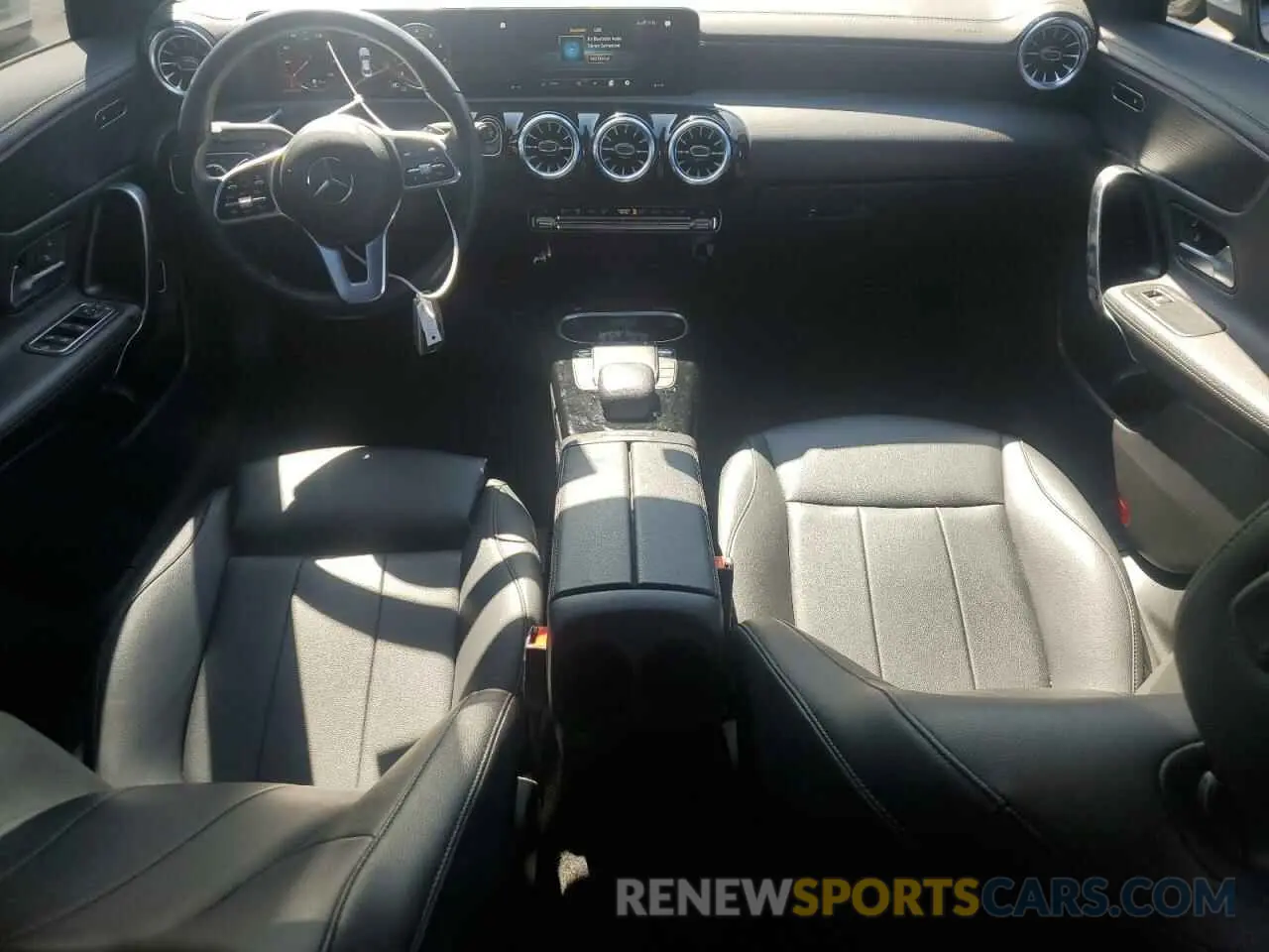 8 Photograph of a damaged car W1K5J4GB6NN311479 MERCEDES-BENZ CLA-CLASS 2022