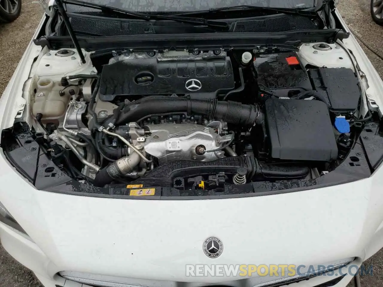 11 Photograph of a damaged car W1K5J4GB9NN312660 MERCEDES-BENZ CLA-CLASS 2022