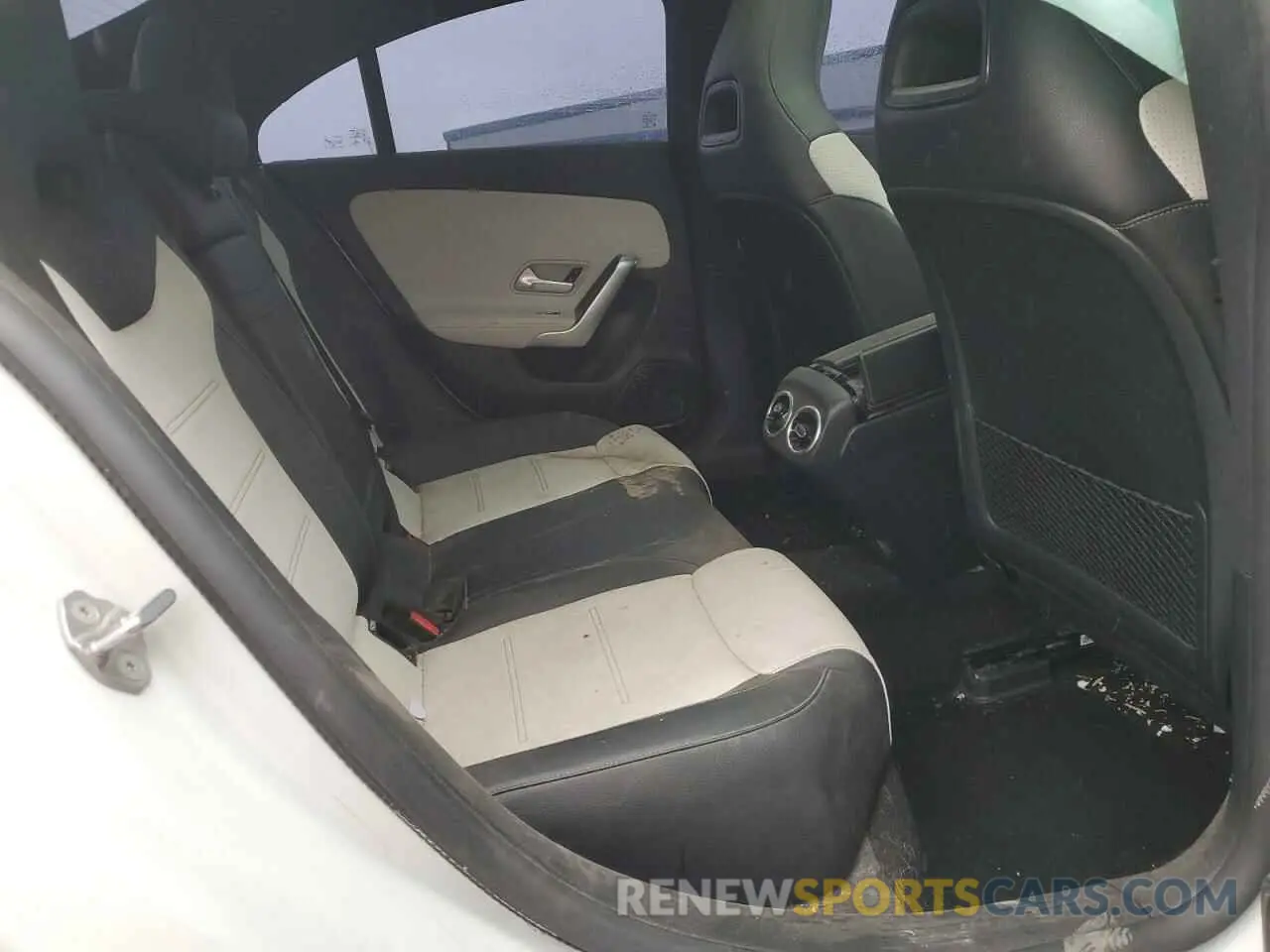 10 Photograph of a damaged car W1K5J5BB0NN267492 MERCEDES-BENZ CLA-CLASS 2022