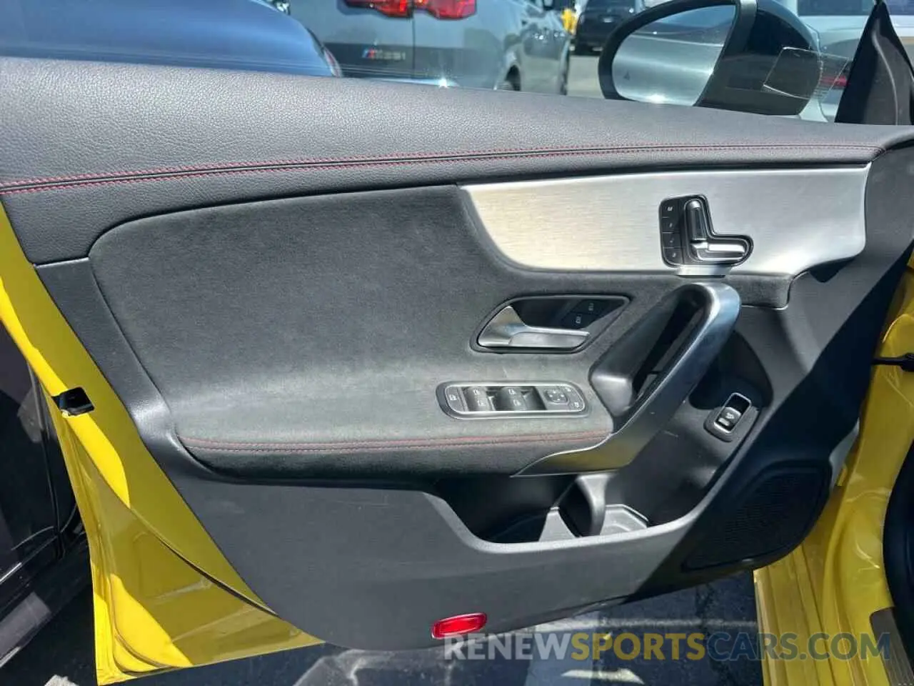 4 Photograph of a damaged car W1K5J4GB8PN386185 MERCEDES-BENZ CLA-CLASS 2023