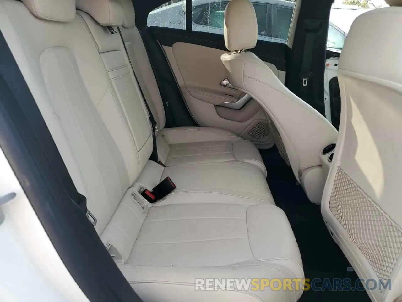 10 Photograph of a damaged car W1K5J4HB1PN415041 MERCEDES-BENZ CLA-CLASS 2023