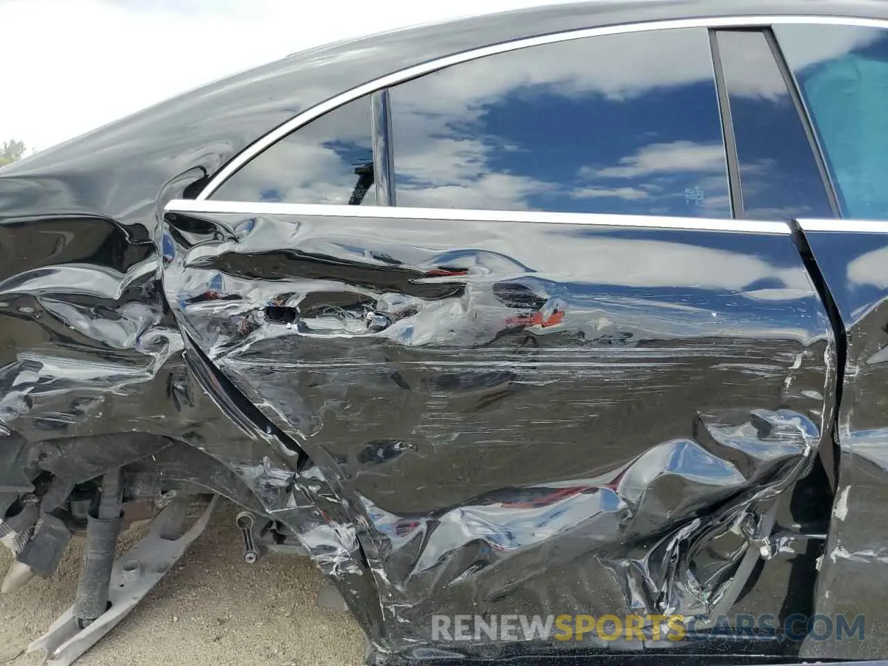 10 Photograph of a damaged car W1K5J4GB7RN443916 MERCEDES-BENZ CLA-CLASS 2024