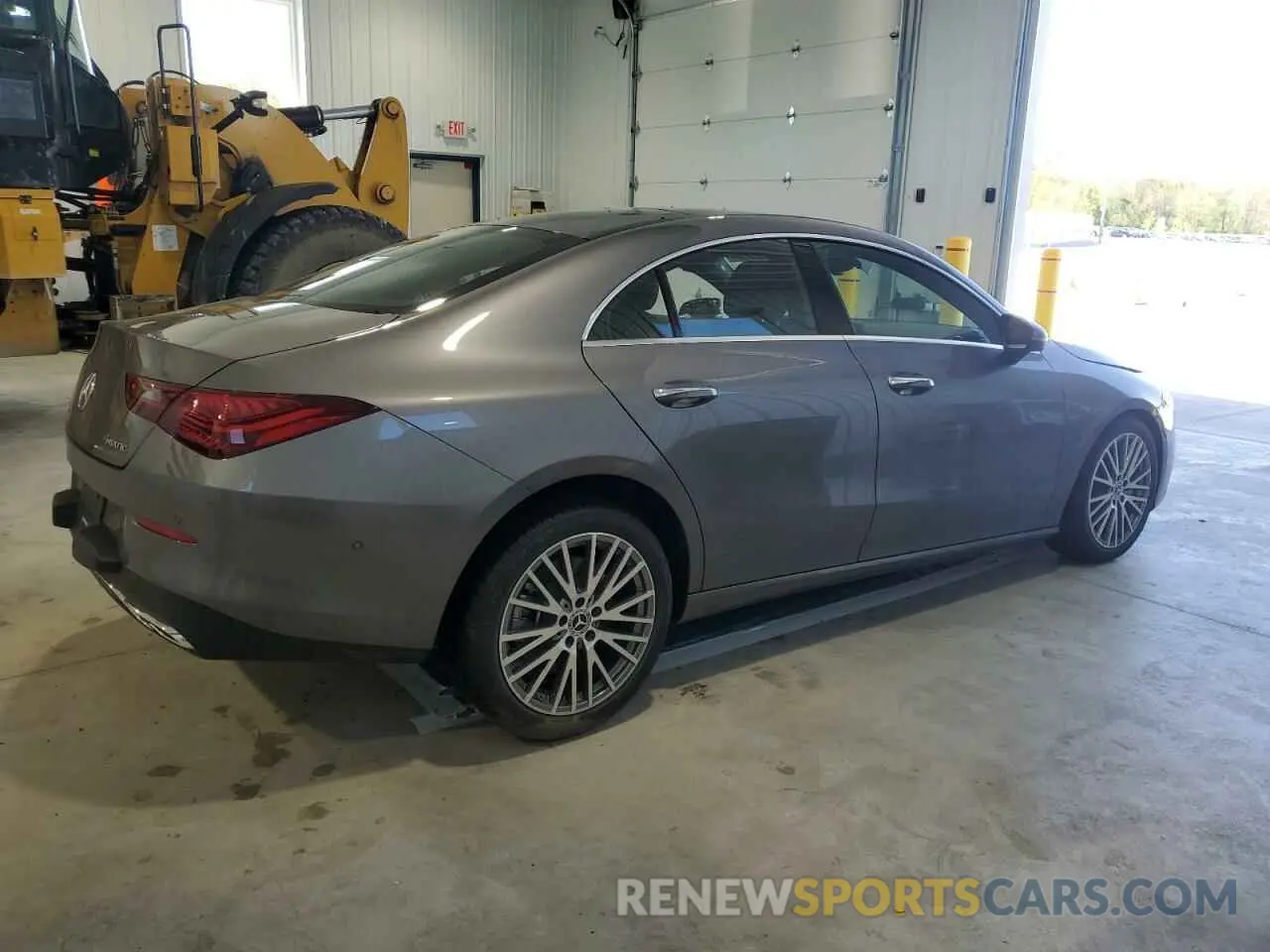3 Photograph of a damaged car W1K5J4HB8SN555919 MERCEDES-BENZ CLA-CLASS 2025
