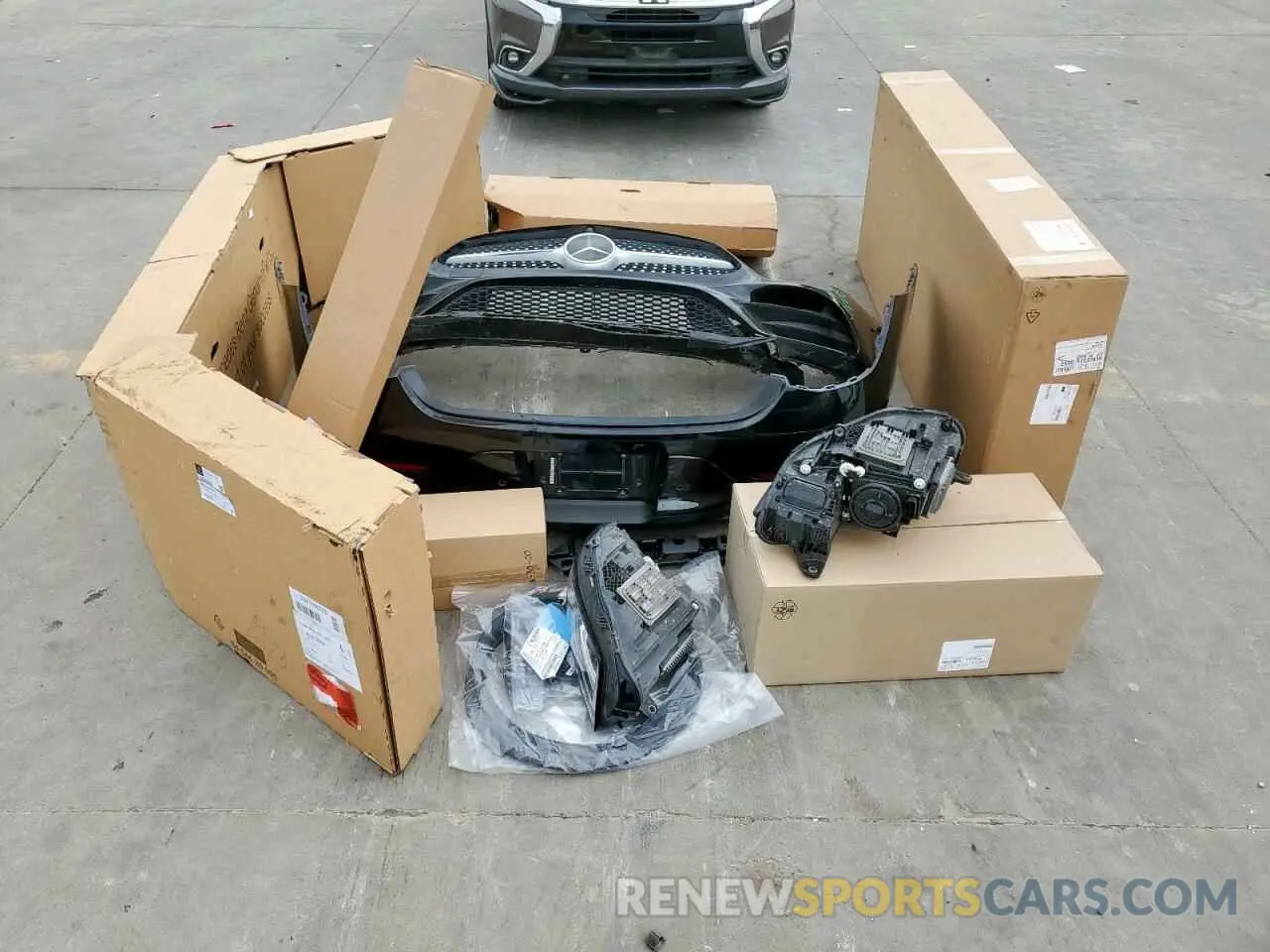 12 Photograph of a damaged car WDD2J5JB4KA033282 MERCEDES-BENZ CLC-CLASS 2019