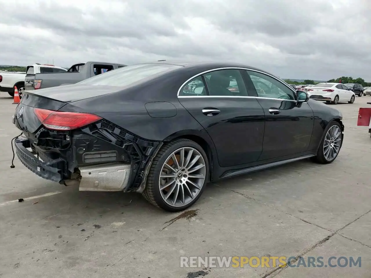 3 Photograph of a damaged car WDD2J5JB4KA033282 MERCEDES-BENZ CLC-CLASS 2019