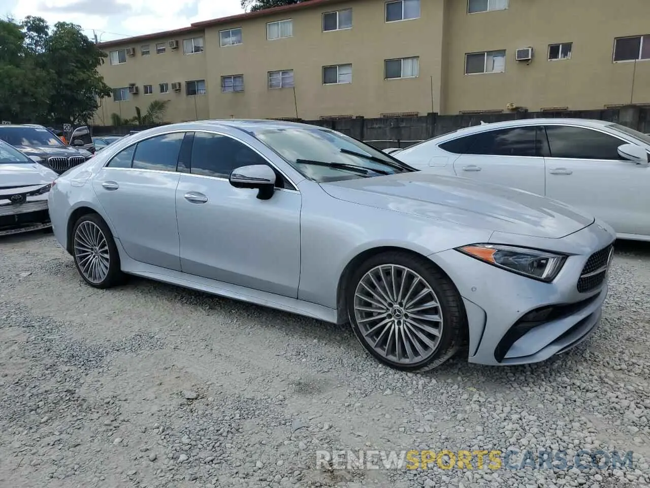 4 Photograph of a damaged car W1K2J5KB1NA095676 MERCEDES-BENZ CLC-CLASS 2022