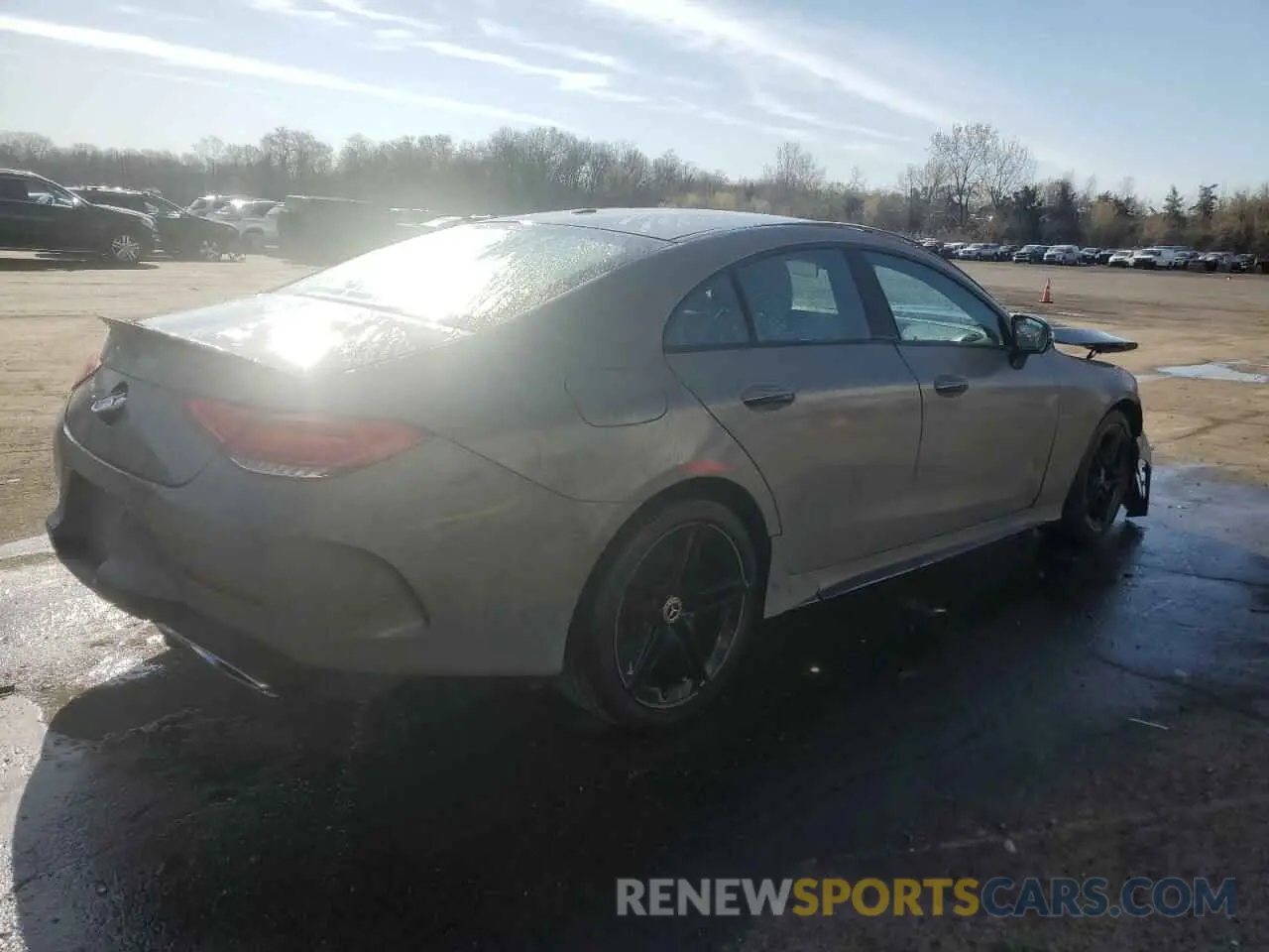 3 Photograph of a damaged car W1K2J5KB6NA087878 MERCEDES-BENZ CLC-CLASS 2022