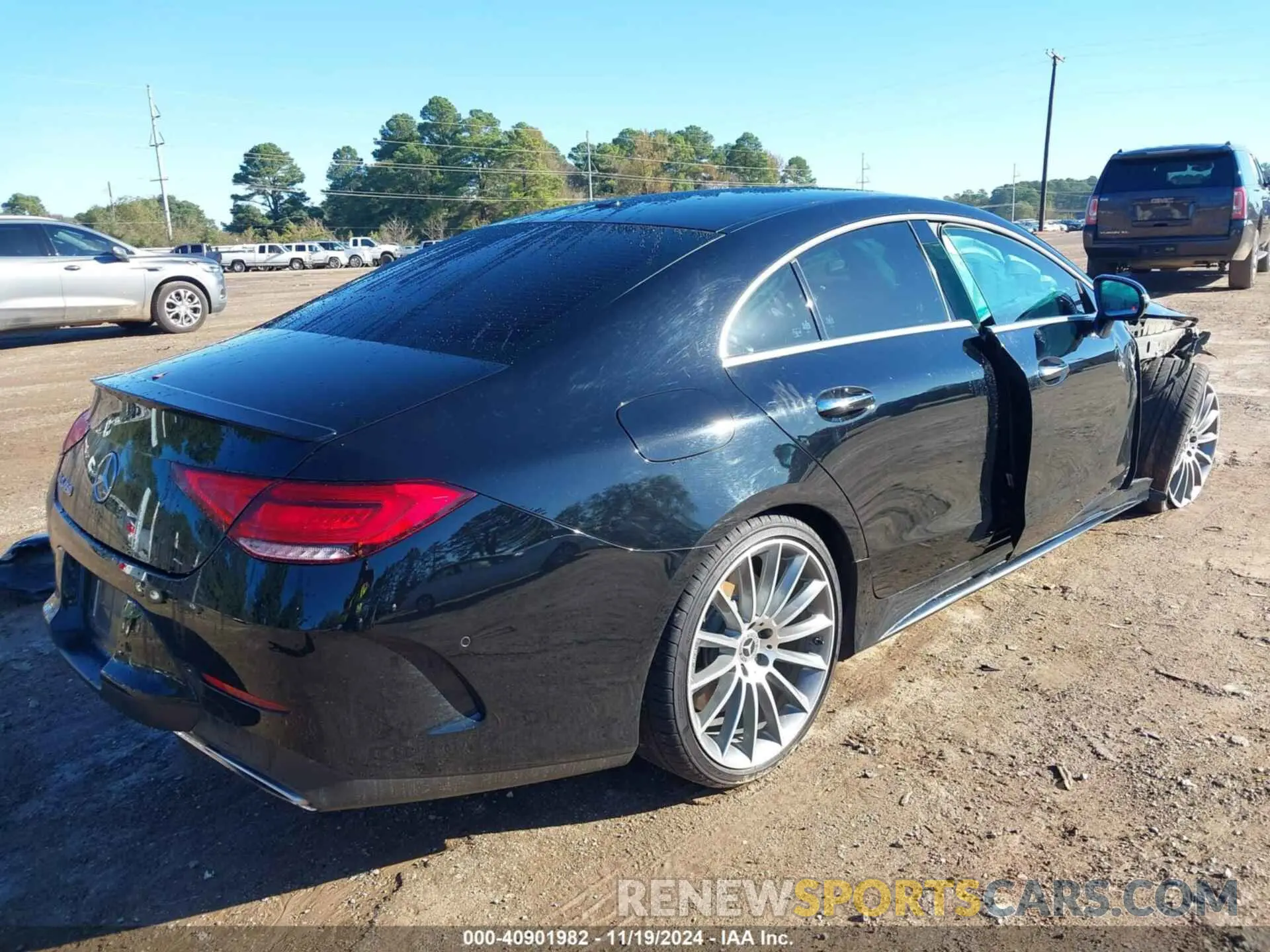 4 Photograph of a damaged car WDD2J5JB0KA027835 MERCEDES-BENZ CLS 450 2019