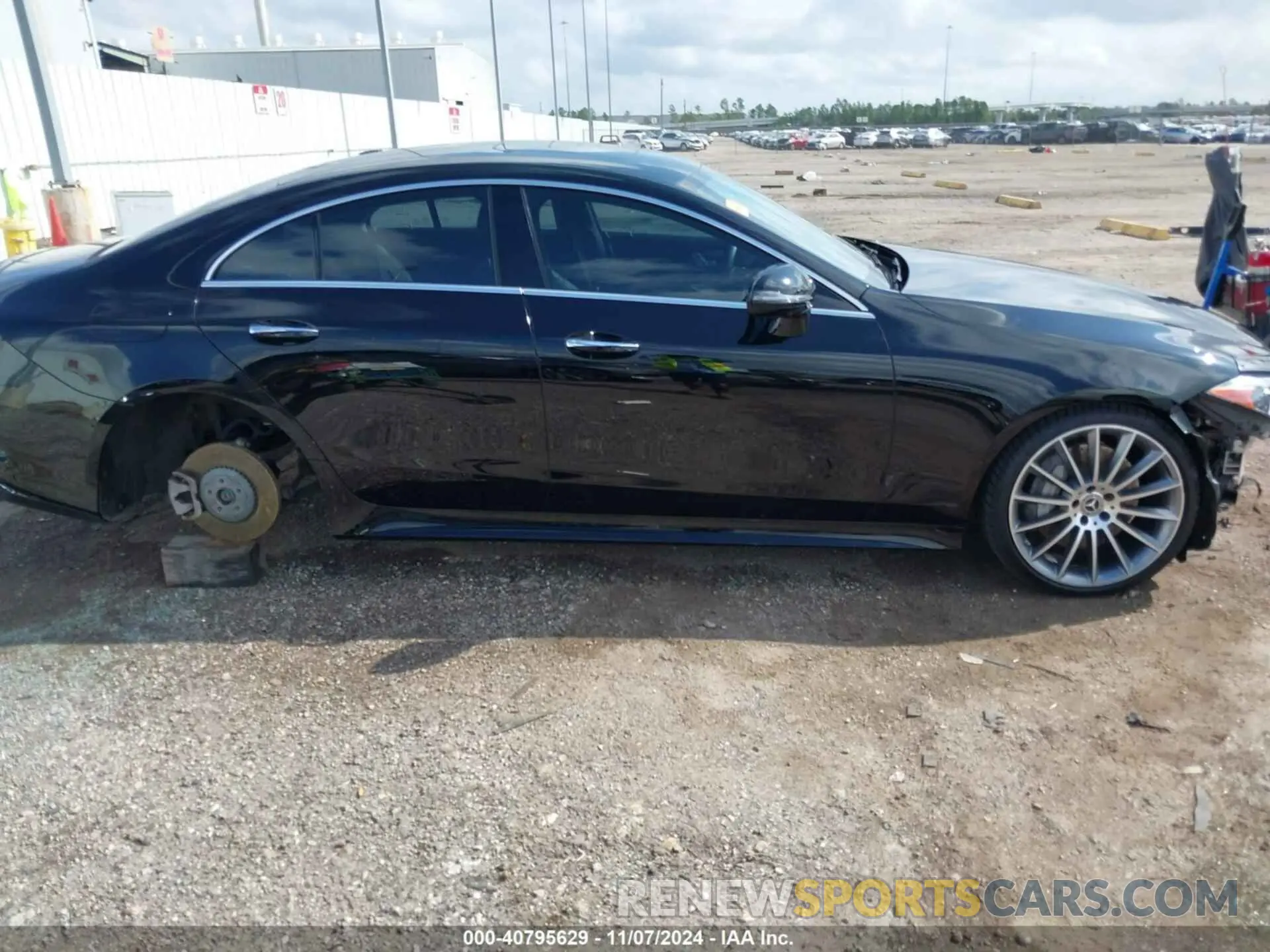 14 Photograph of a damaged car WDD2J5JB2KA035189 MERCEDES-BENZ CLS 450 2019