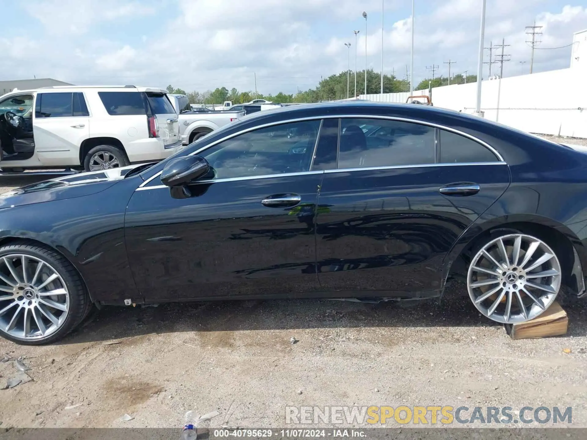 15 Photograph of a damaged car WDD2J5JB2KA035189 MERCEDES-BENZ CLS 450 2019
