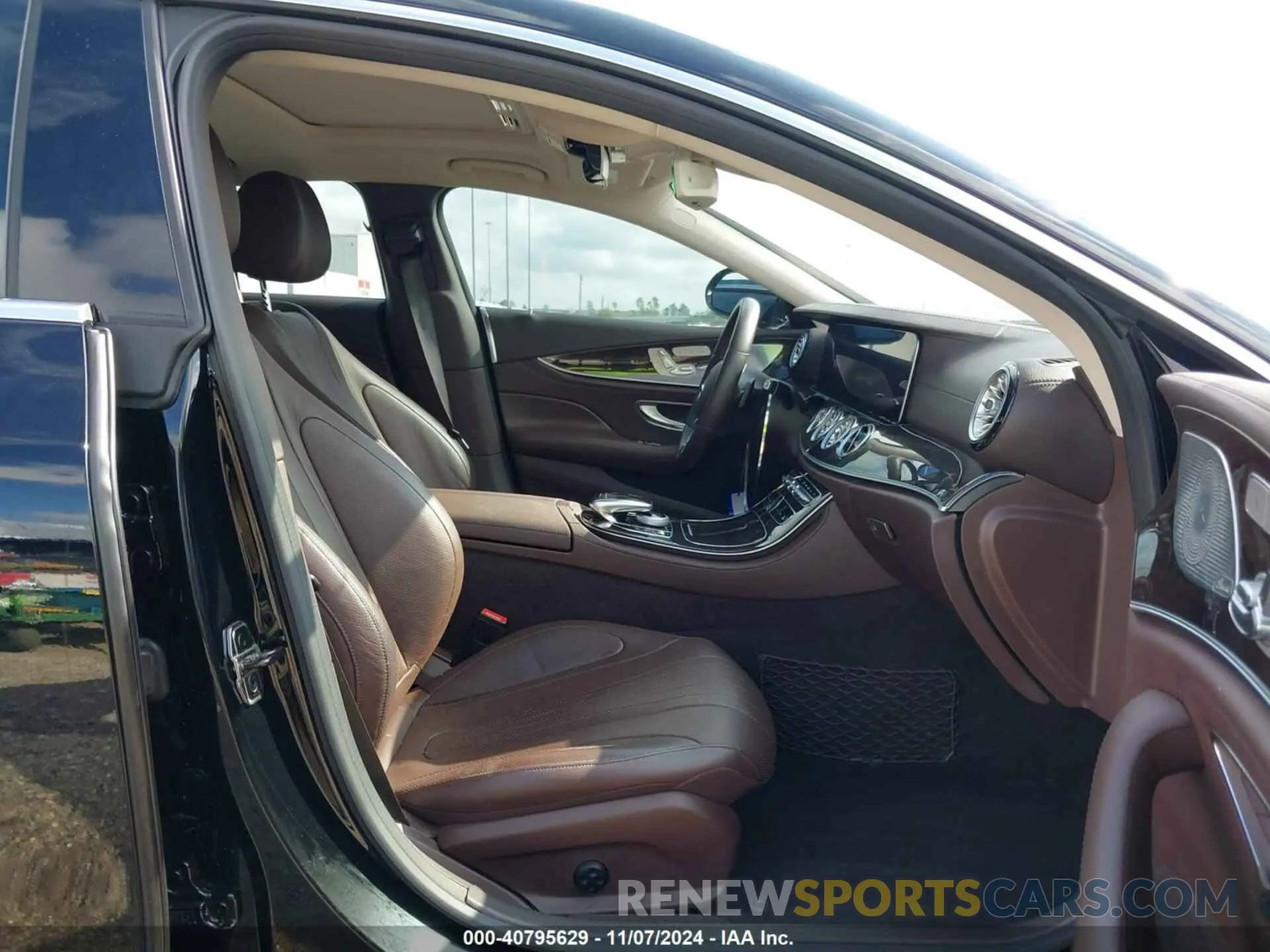 5 Photograph of a damaged car WDD2J5JB2KA035189 MERCEDES-BENZ CLS 450 2019
