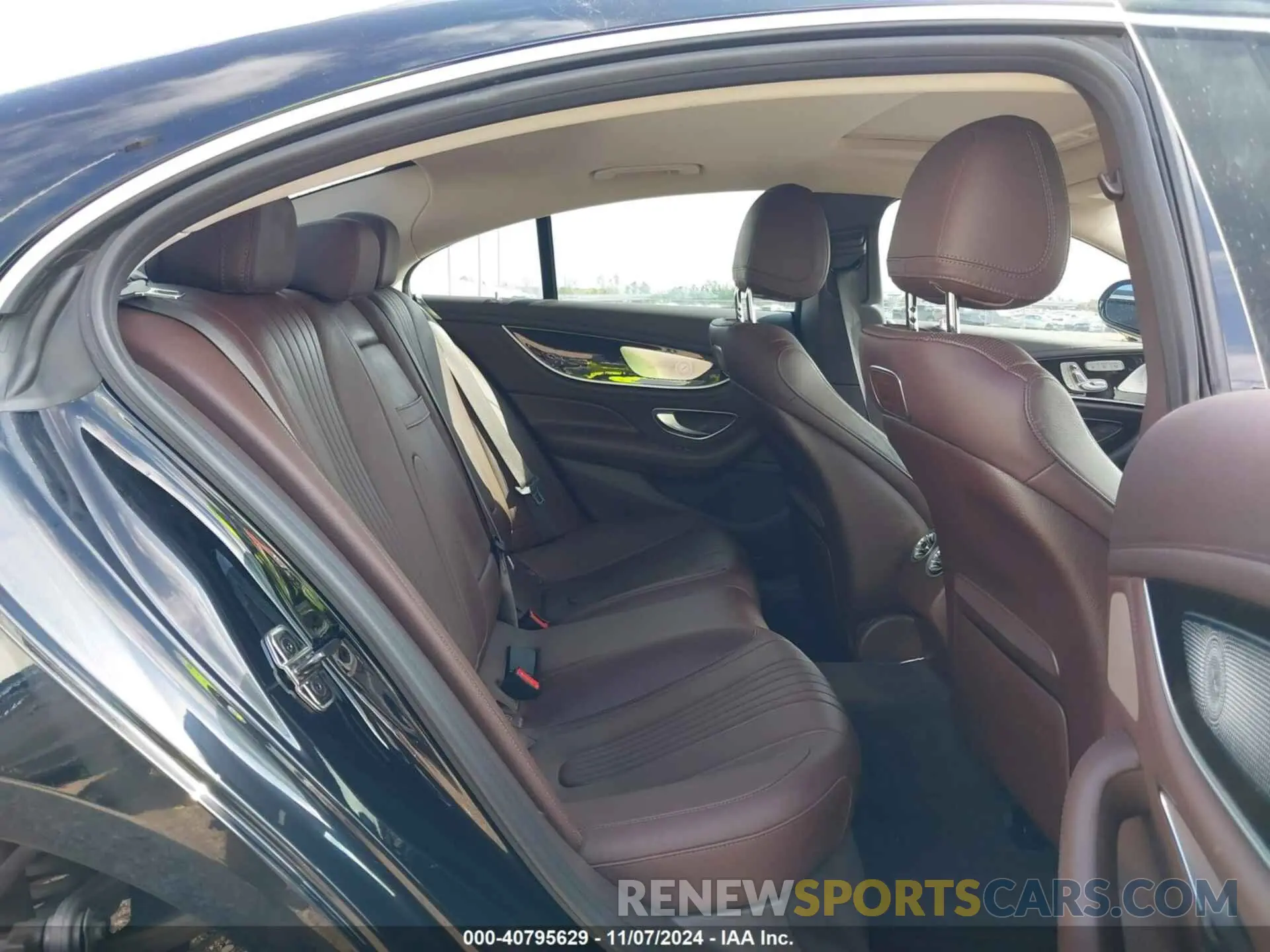 8 Photograph of a damaged car WDD2J5JB2KA035189 MERCEDES-BENZ CLS 450 2019