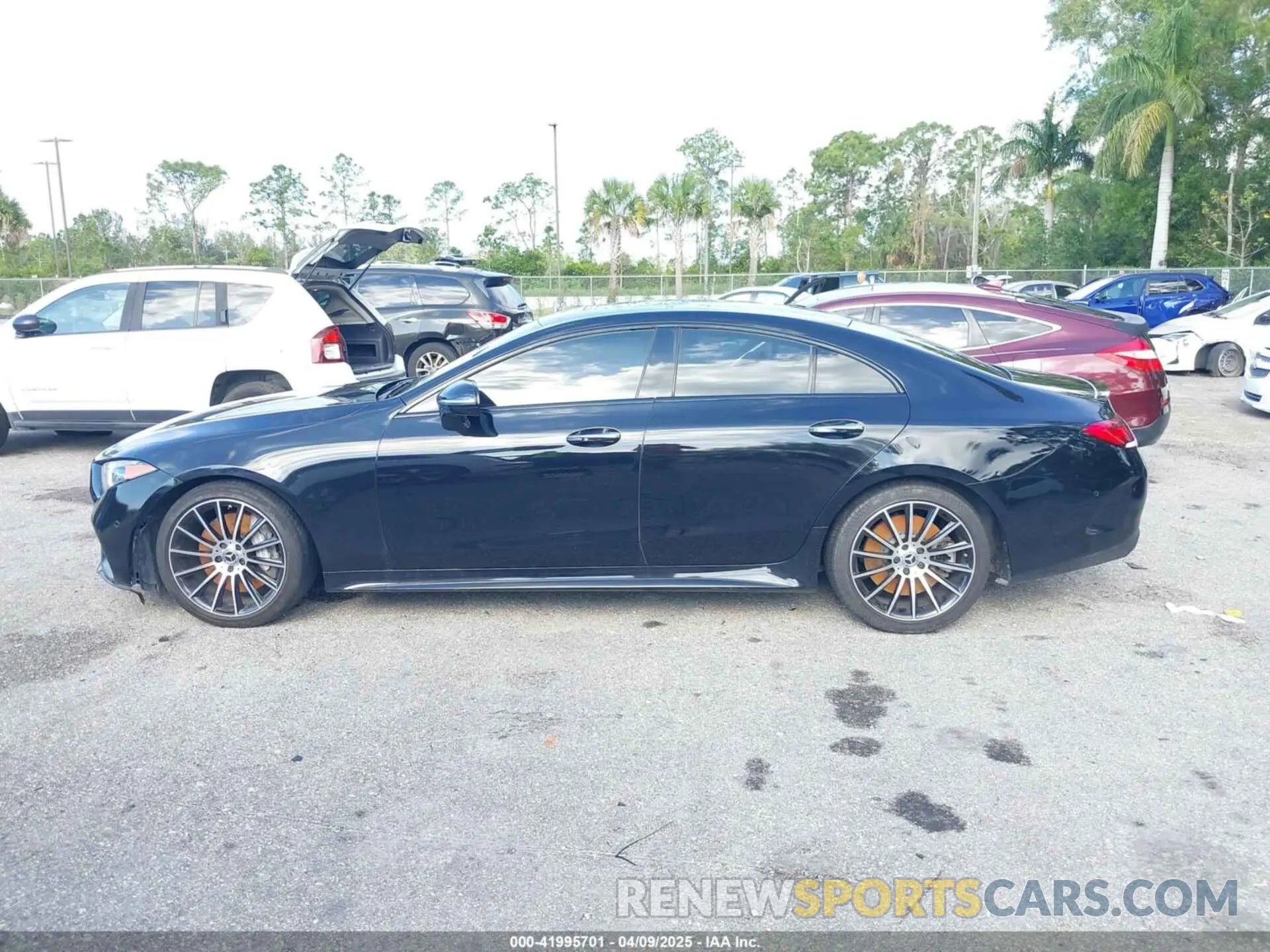 14 Photograph of a damaged car WDD2J5KB5KA041082 MERCEDES-BENZ CLS 450 2019