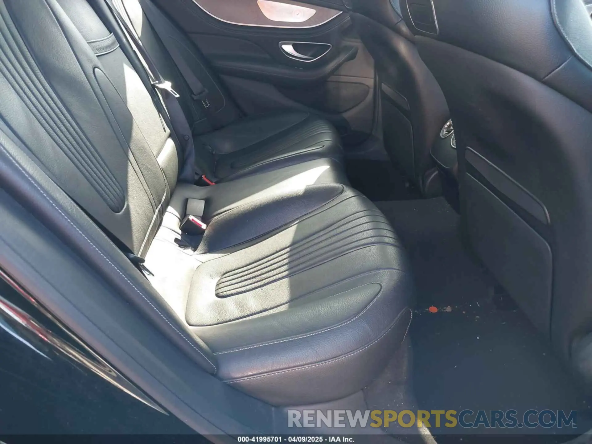 8 Photograph of a damaged car WDD2J5KB5KA041082 MERCEDES-BENZ CLS 450 2019