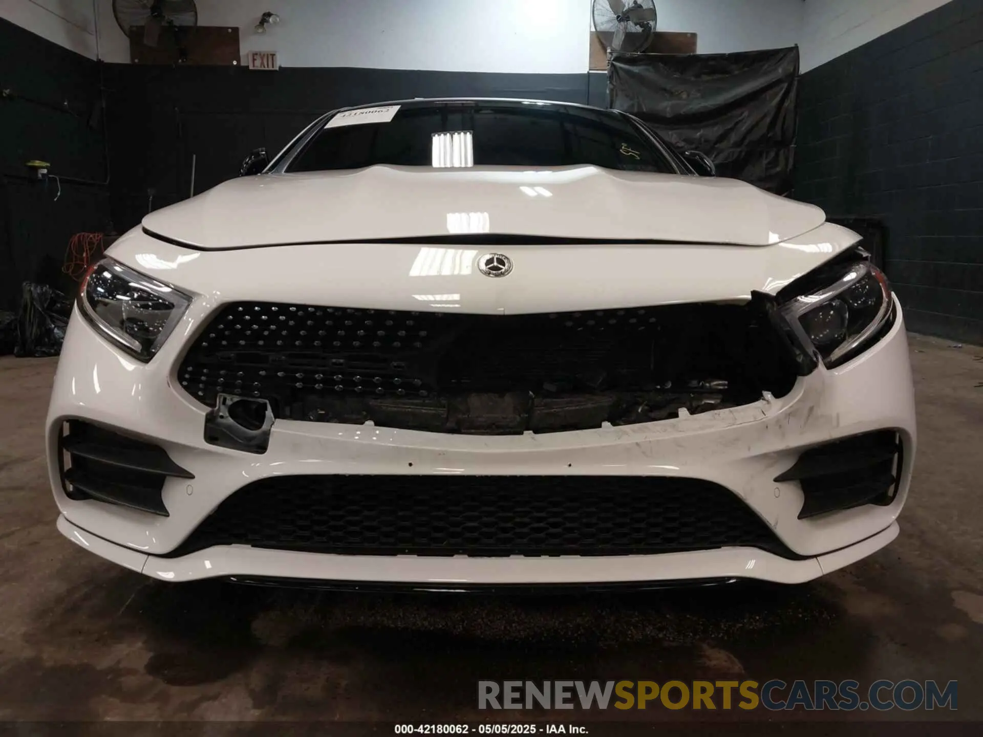 12 Photograph of a damaged car W1K2J5KB3LA071859 MERCEDES-BENZ CLS 450 2020
