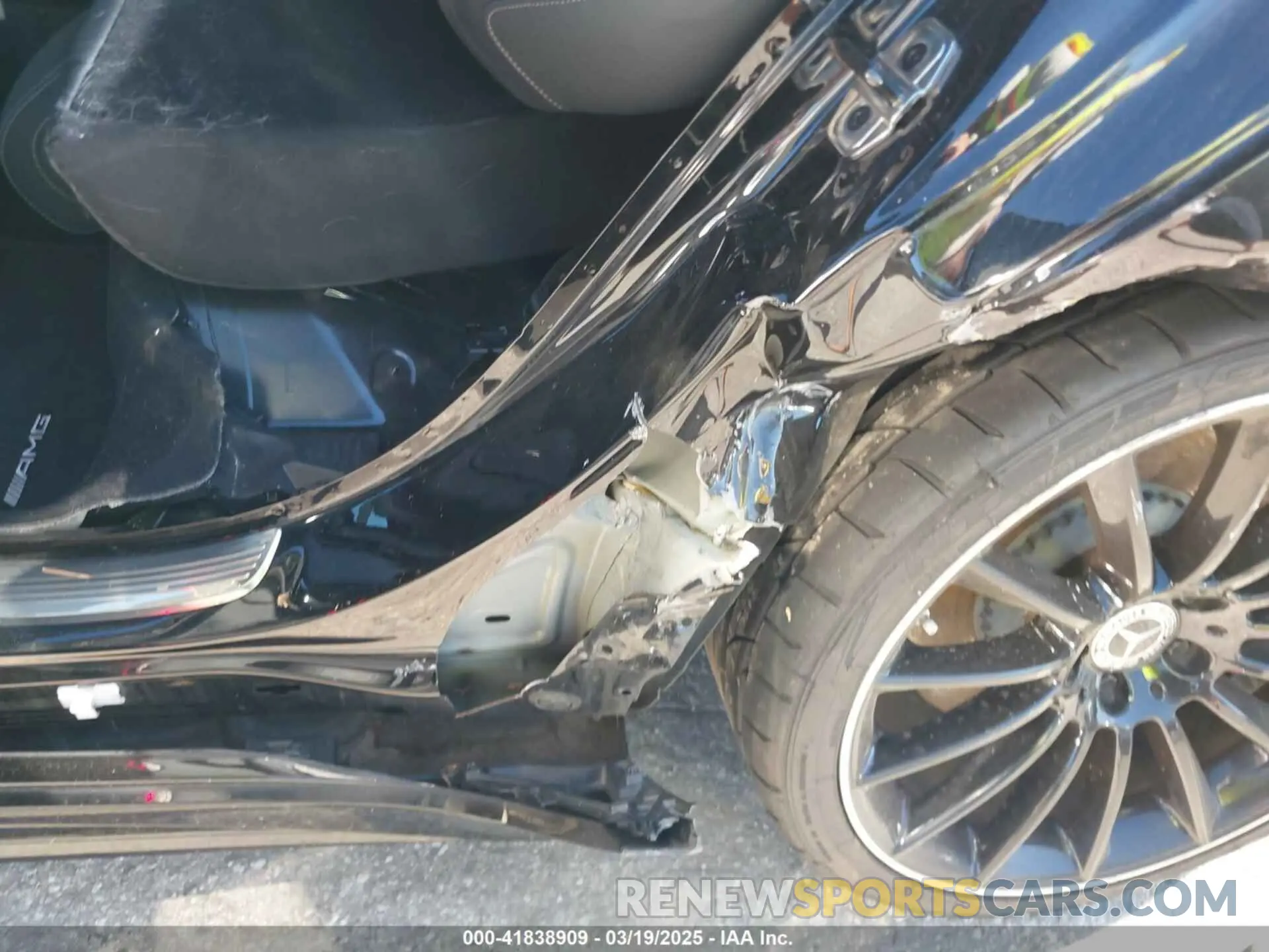 18 Photograph of a damaged car W1K2J5KB6LA073394 MERCEDES-BENZ CLS 450 2020
