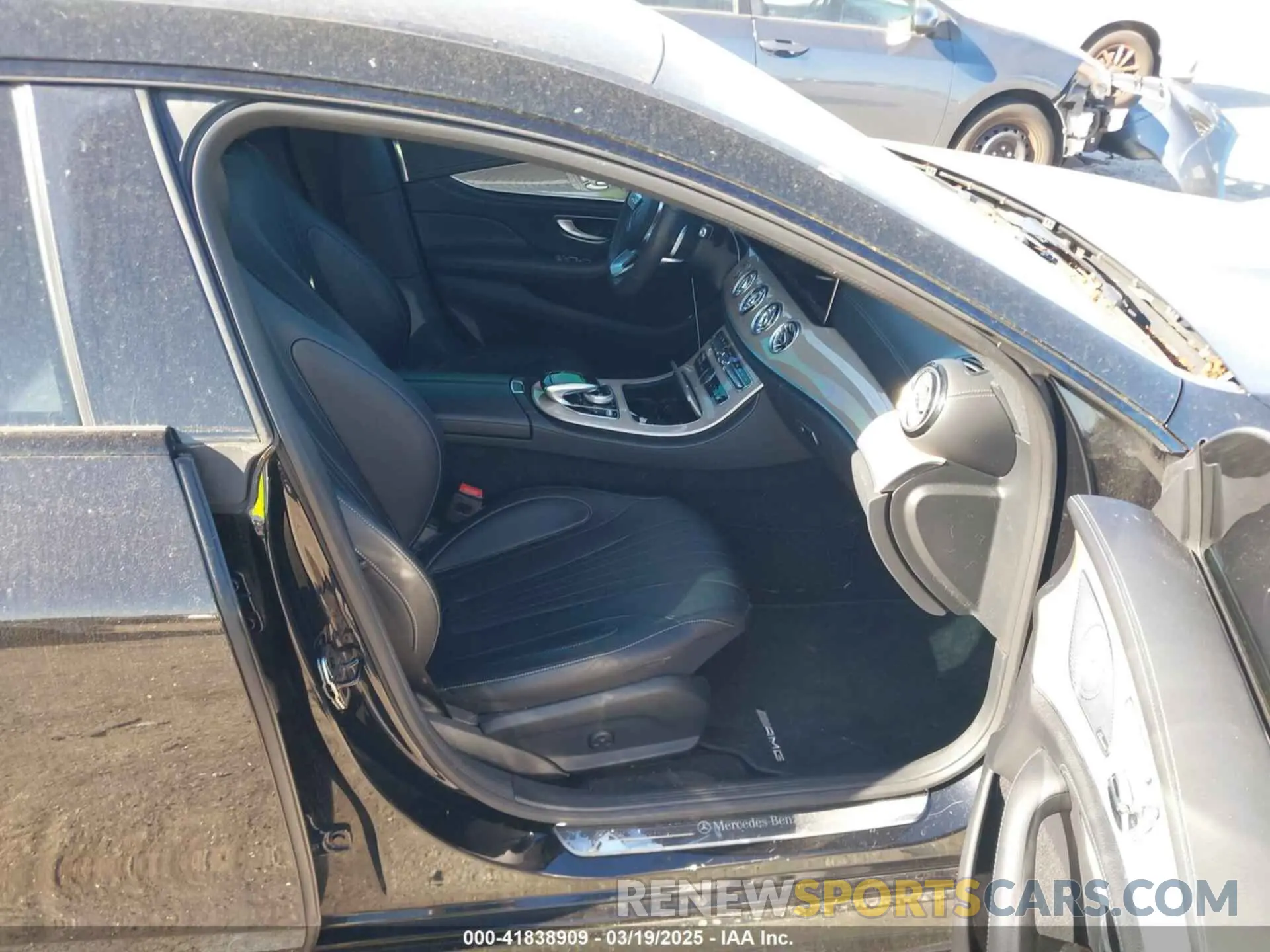 5 Photograph of a damaged car W1K2J5KB6LA073394 MERCEDES-BENZ CLS 450 2020