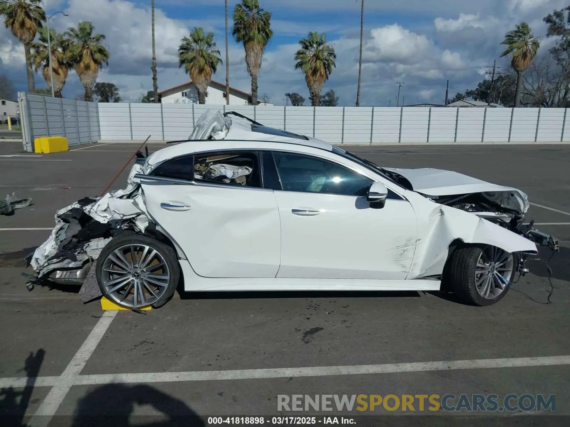 13 Photograph of a damaged car WDD2J5JBXLA049469 MERCEDES-BENZ CLS 450 2020