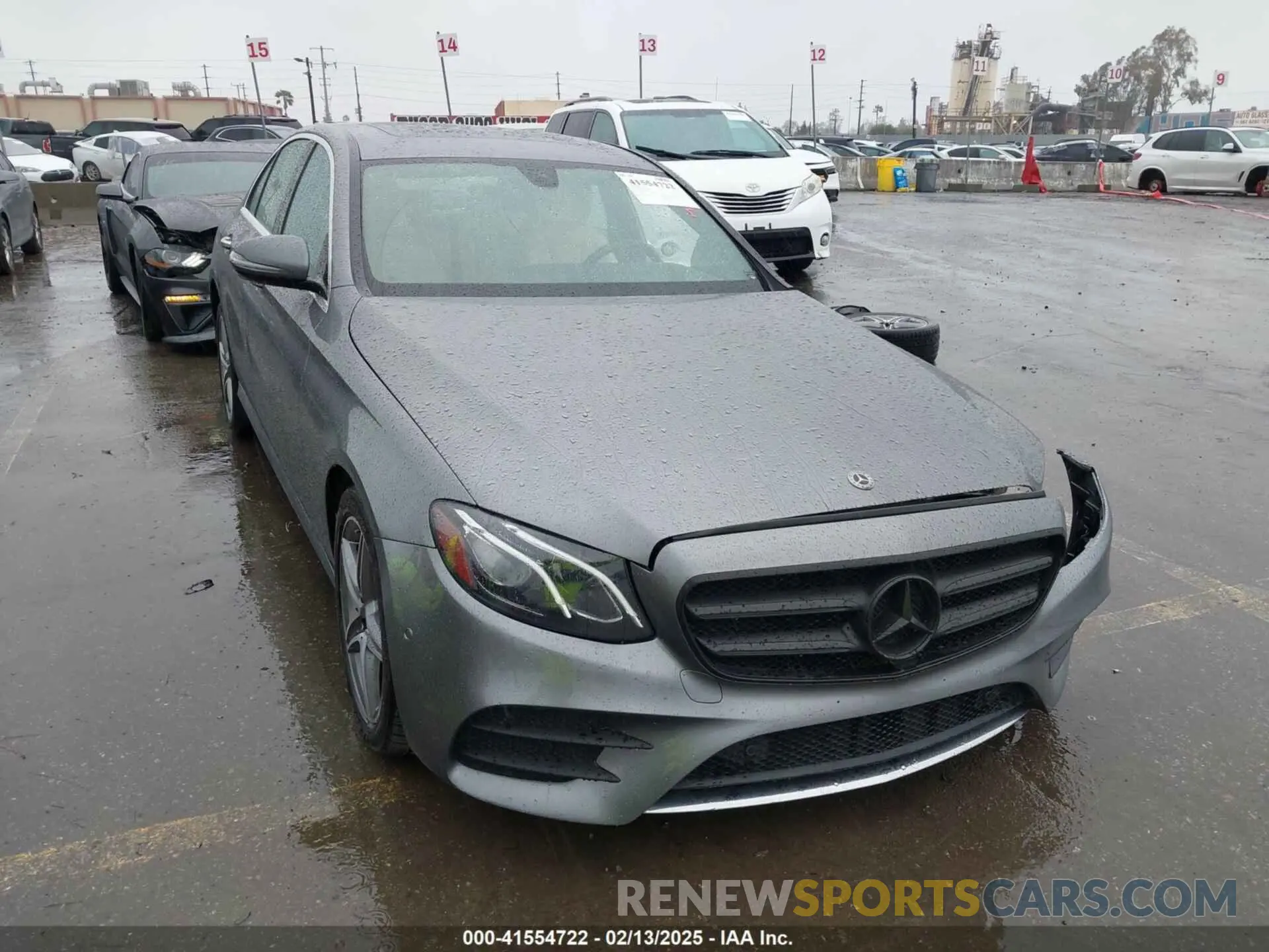 1 Photograph of a damaged car WDDZF4JB0KA513409 MERCEDES-BENZ E 300 2019
