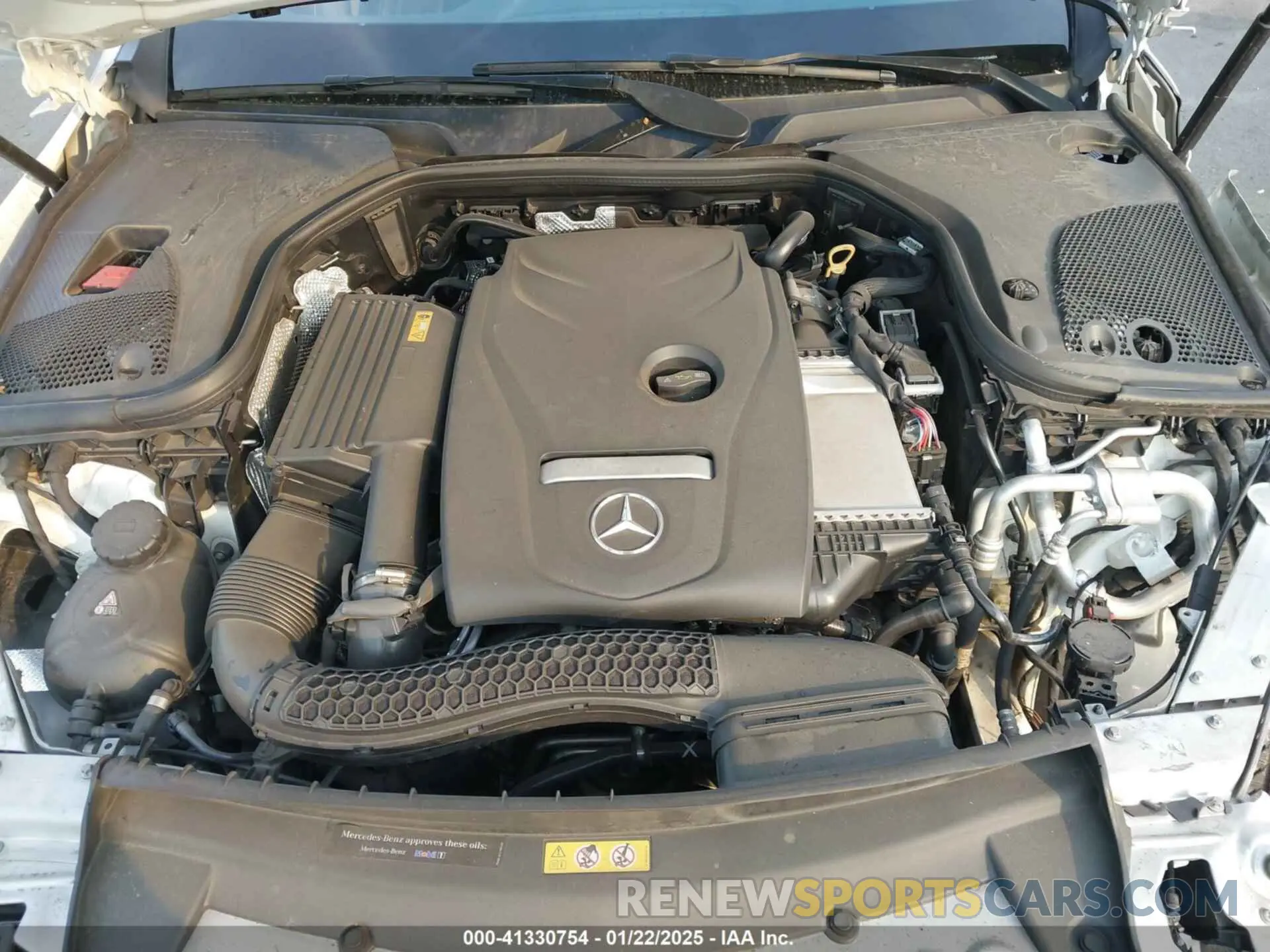 10 Photograph of a damaged car WDDZF4JB2KA544094 MERCEDES-BENZ E 300 2019