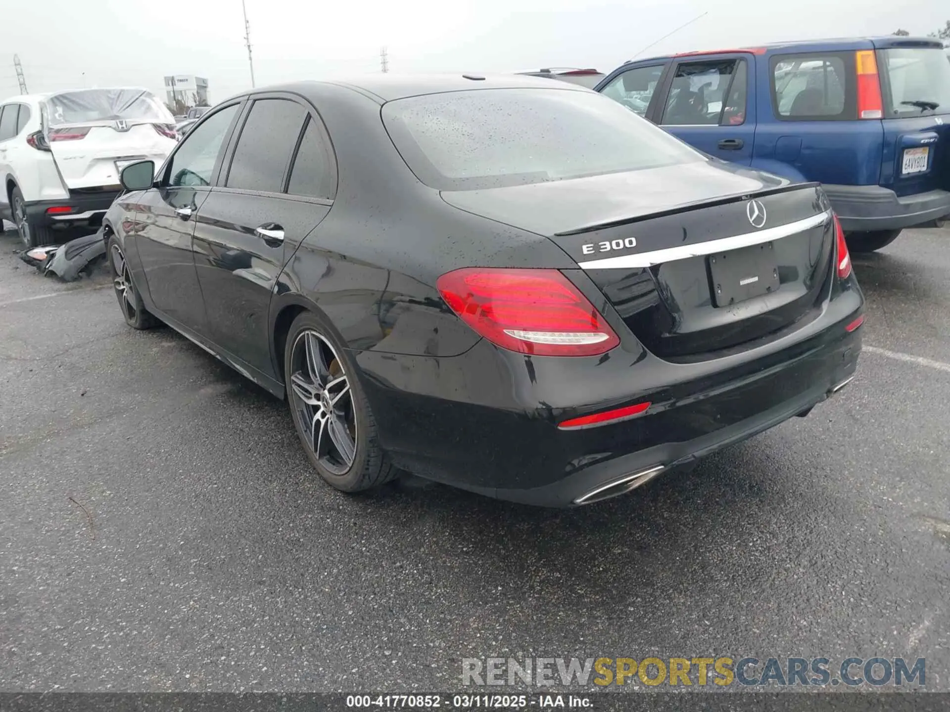 3 Photograph of a damaged car WDDZF4JB6KA588499 MERCEDES-BENZ E 300 2019