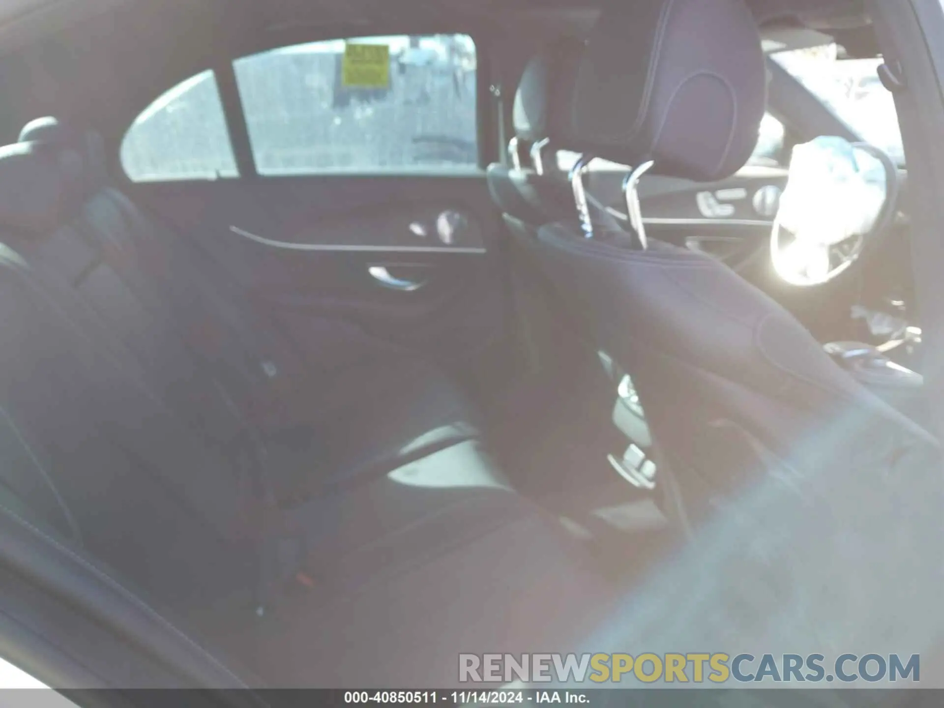 8 Photograph of a damaged car WDDZF4JB7KA589144 MERCEDES-BENZ E 300 2019