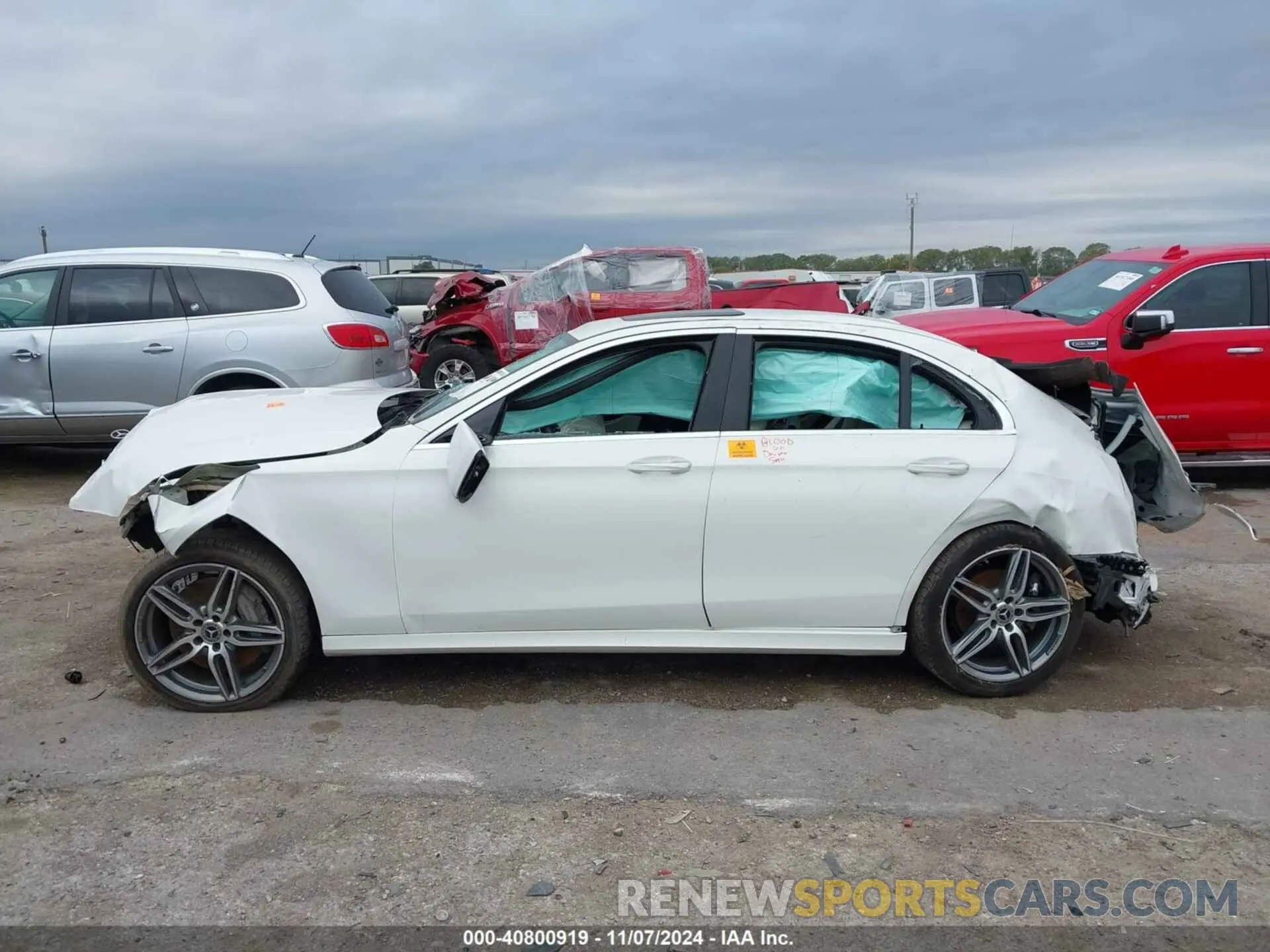 14 Photograph of a damaged car WDDZF4JB7KA658866 MERCEDES-BENZ E 300 2019