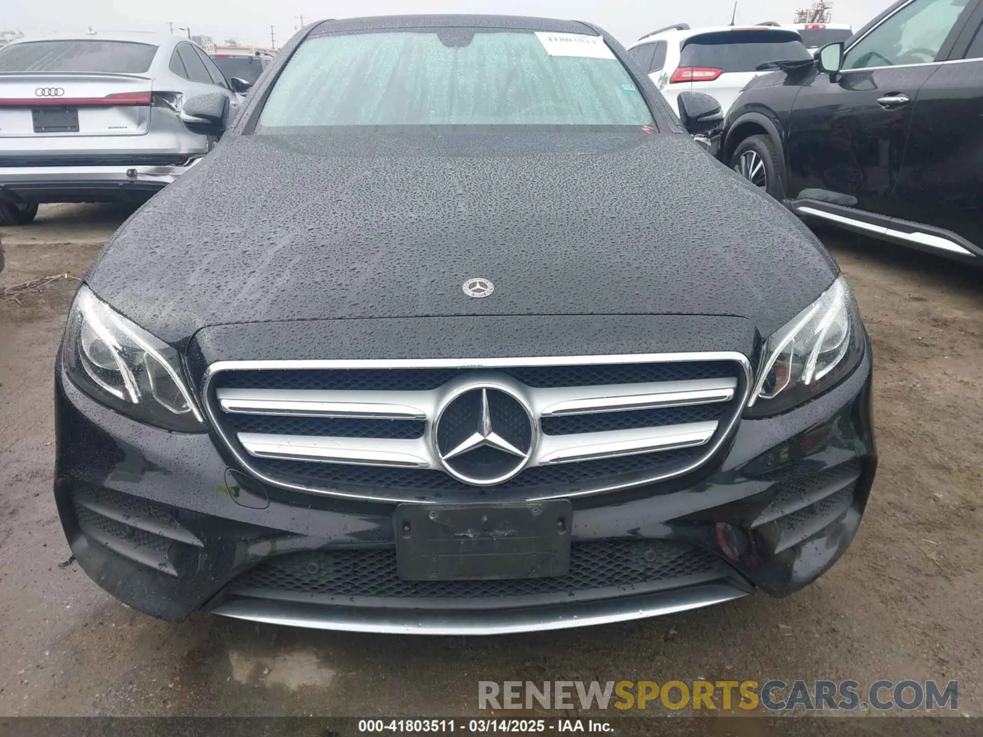 13 Photograph of a damaged car WDDZF4JB8KA526831 MERCEDES-BENZ E 300 2019