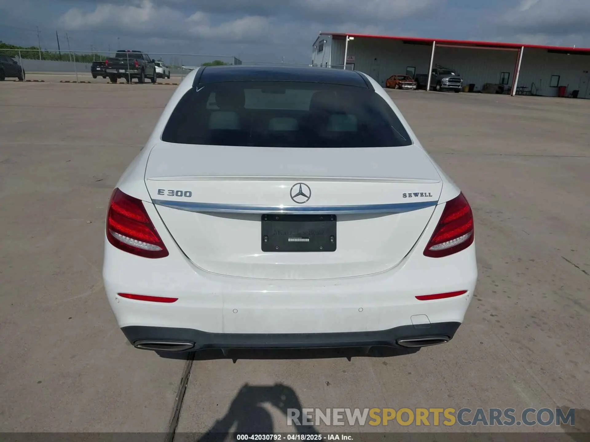 16 Photograph of a damaged car WDDZF4JBXKA504054 MERCEDES-BENZ E 300 2019